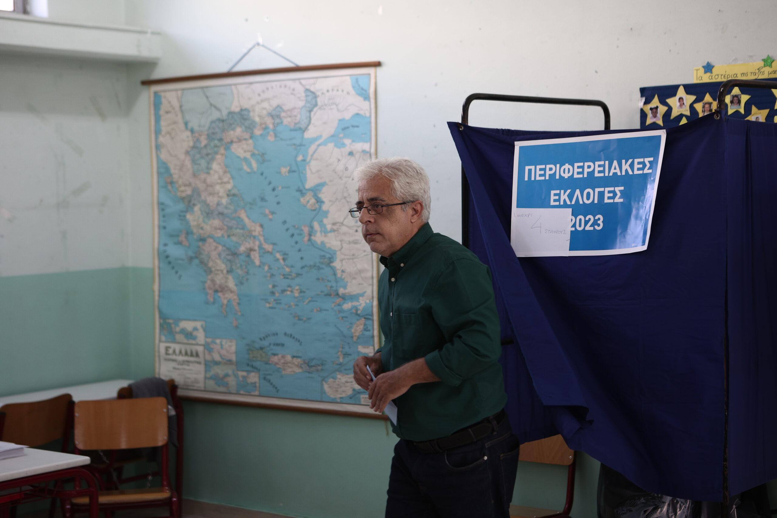 Εκλογές 2023: Ψήφισε ο Νίκος Σοφιανός – «Να αλλάξουμε τα πράγματα»