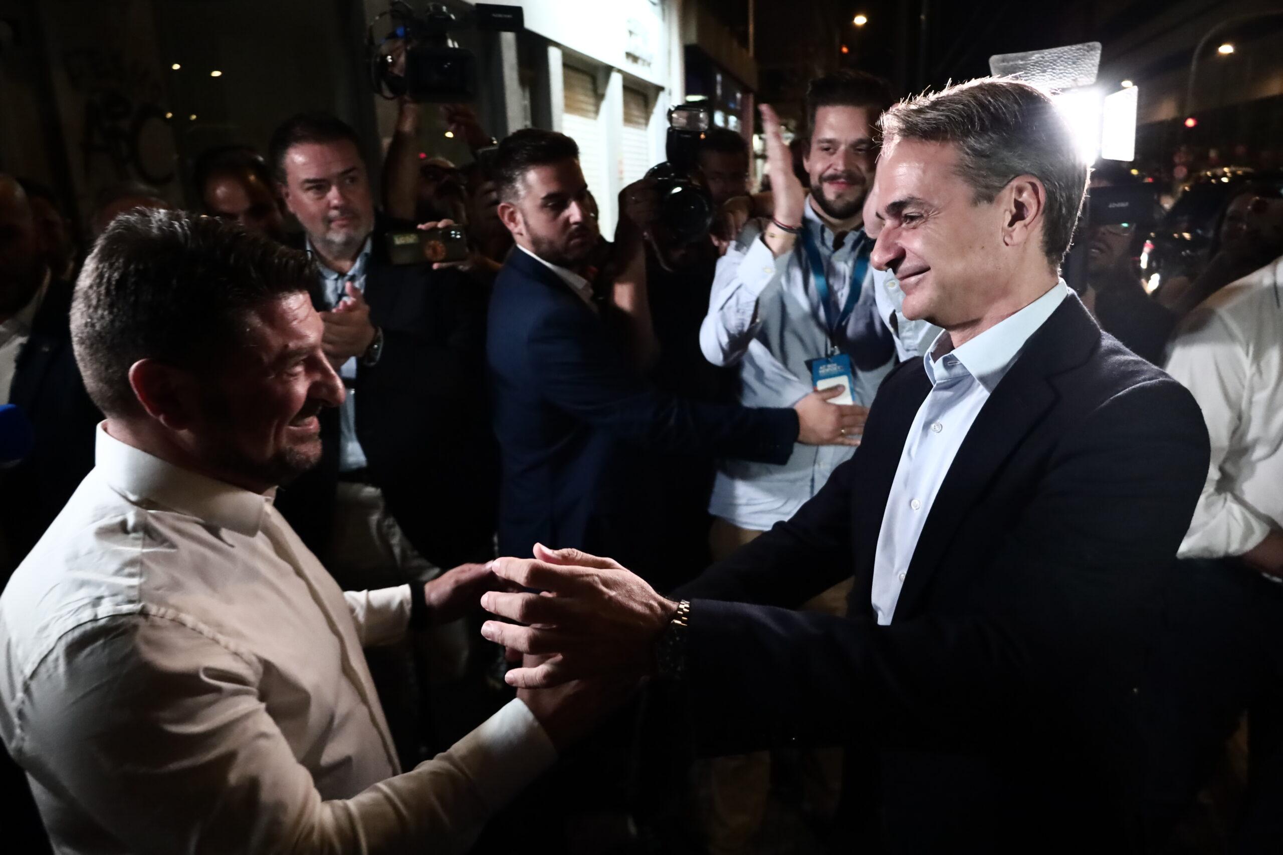 Αυτοδιοικητικές εκλογές: Πανωλεθρία του ΣΥΡΙΖΑ – «Γαλάζια» επικράτηση στις Περιφέρειες