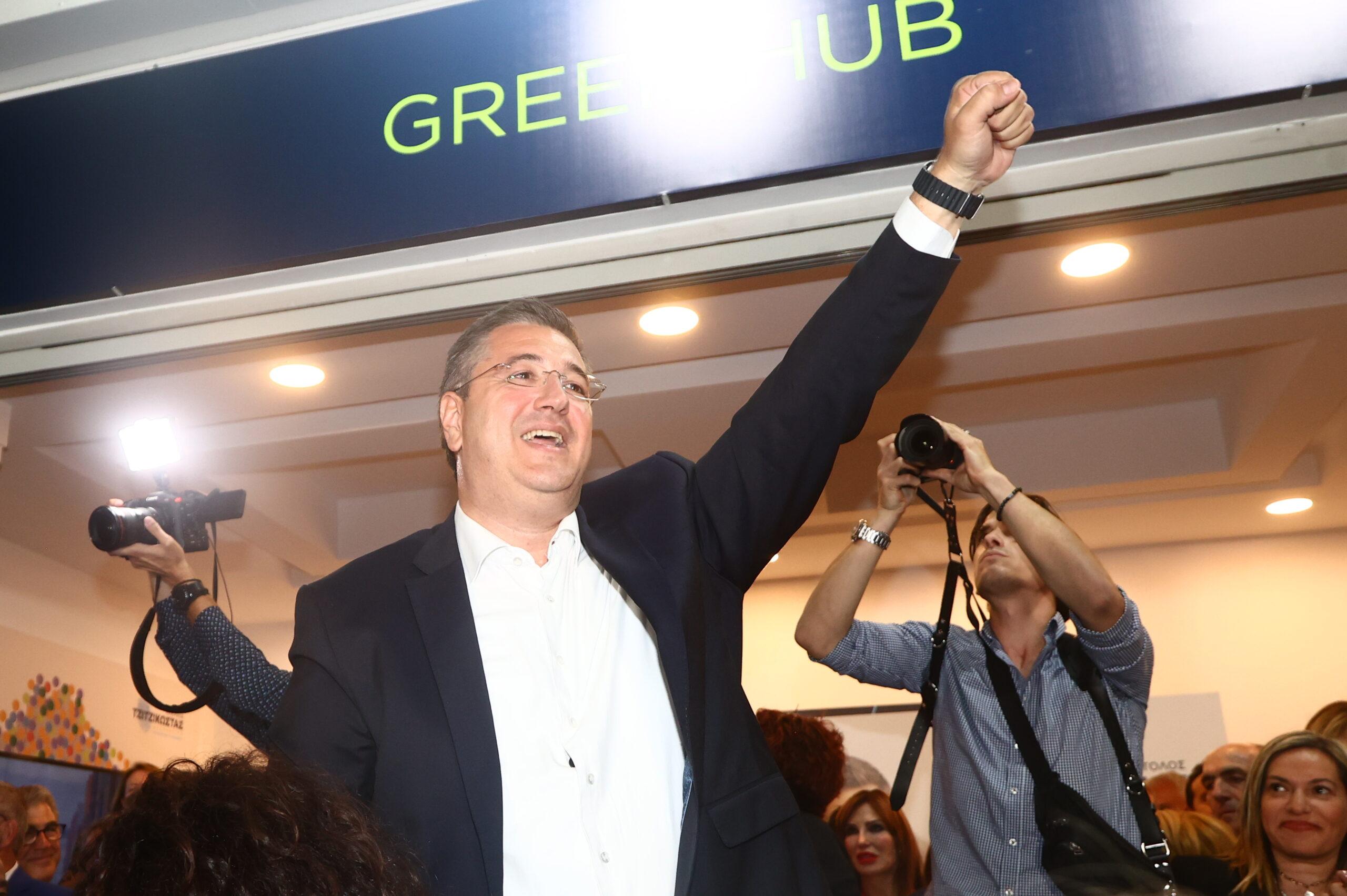 Κεντρική Μακεδονία: Νίκη Τζιτζικώστα από την πρώτη Κυριακή – Πανηγυρισμοί στο επιτελείο του (ΒΙΝΤΕΟ)