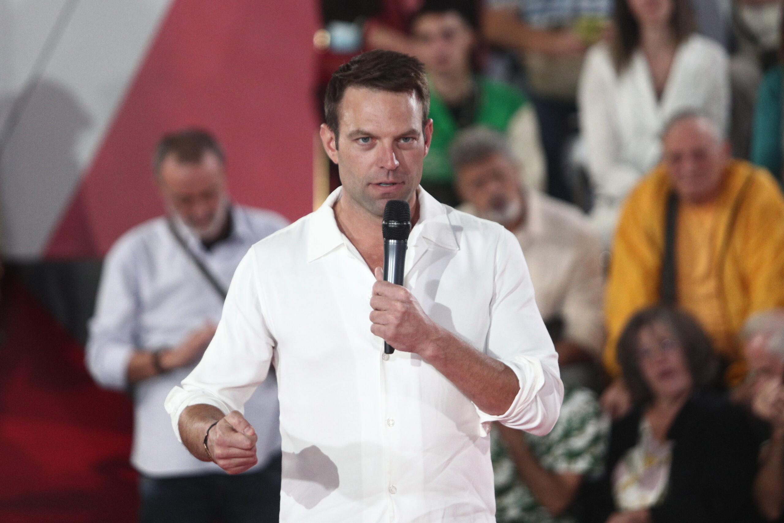 Στ. Κασσελάκης: Η ανάρτηση με τραγούδι για τον πόλεμο λίγη ώρα μετά τον γάμο του (ΒΙΝΤΕΟ)