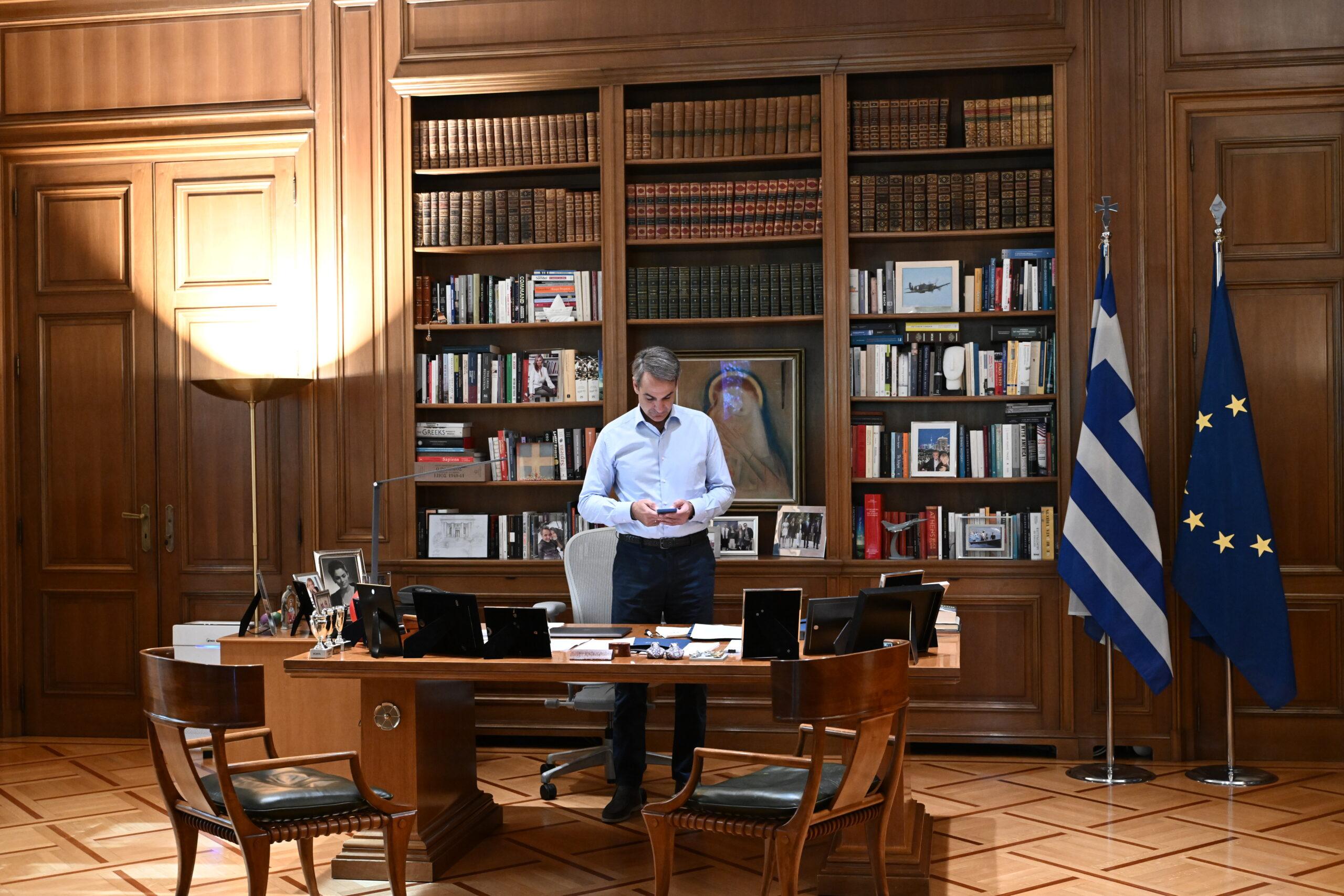 Όλοι κρίνονται και όλοι αξιολογούνται από τον Κυριάκο Μητσοτάκη