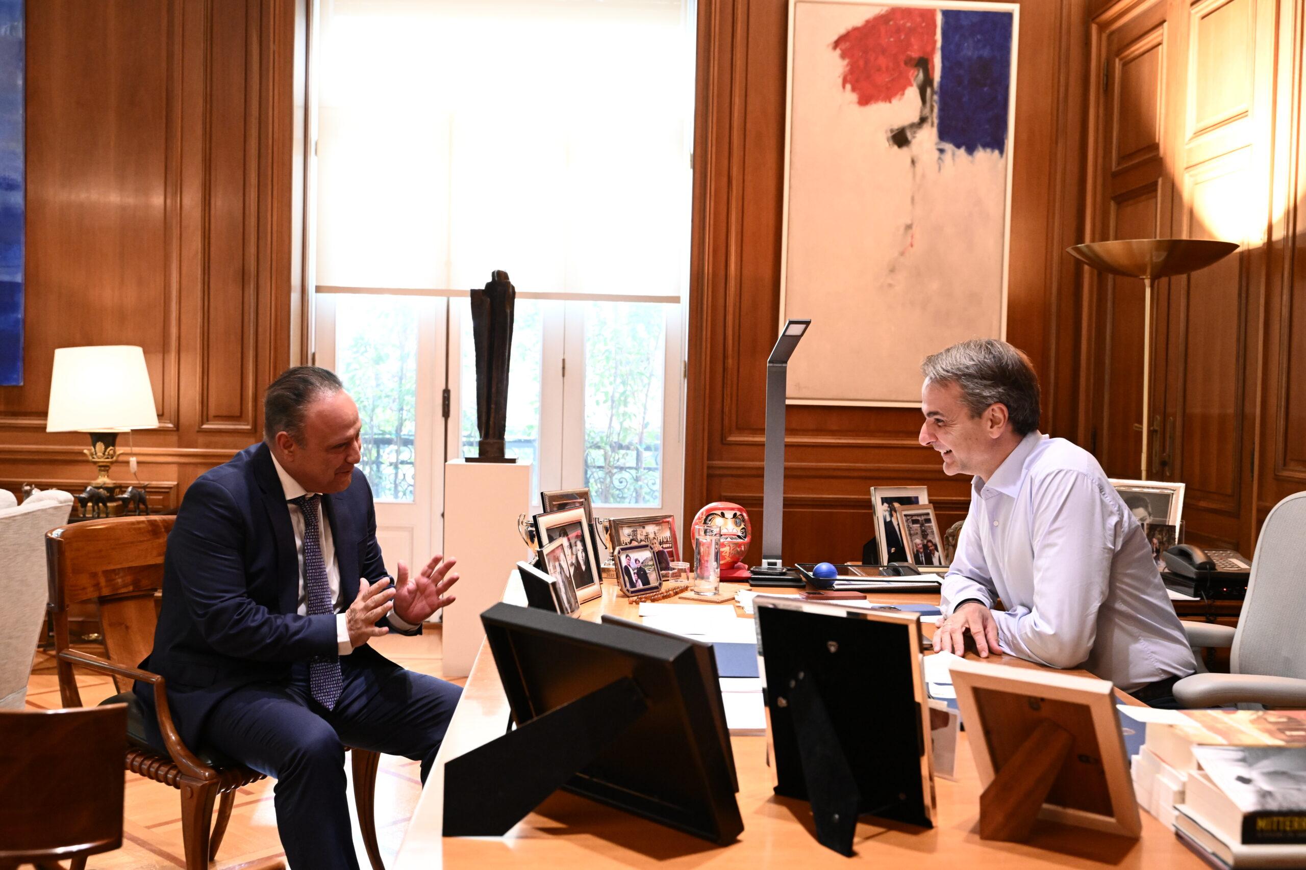 Αγγελούδης για συνάντηση με Μητσοτάκη: «Μιλήσαμε με ειλικρίνεια για την πόλη μας και το κοινό όραμα που έχουμε»