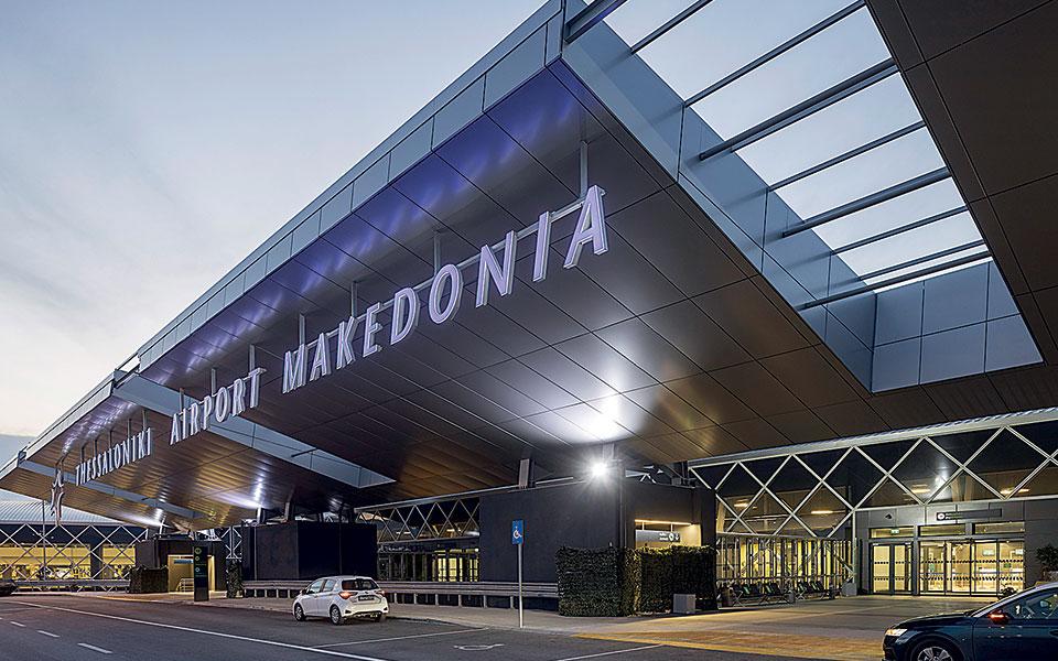 Θεσσαλονίκη: Προβλήματα στο αεροδρόμιο “Μακεδονία” -Τρεις πτήσεις δεν μπόρεσαν να προσγειωθούν λόγω ισχυρών ανέμων