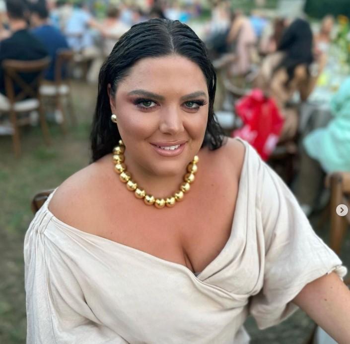 Δανάη Μπάρκα: Πρώτα χλευάζουν, μειώνουν και χτυπούν άλλους, όμως αν τους σχολιάσεις εσύ ξαφνικά θίγονται