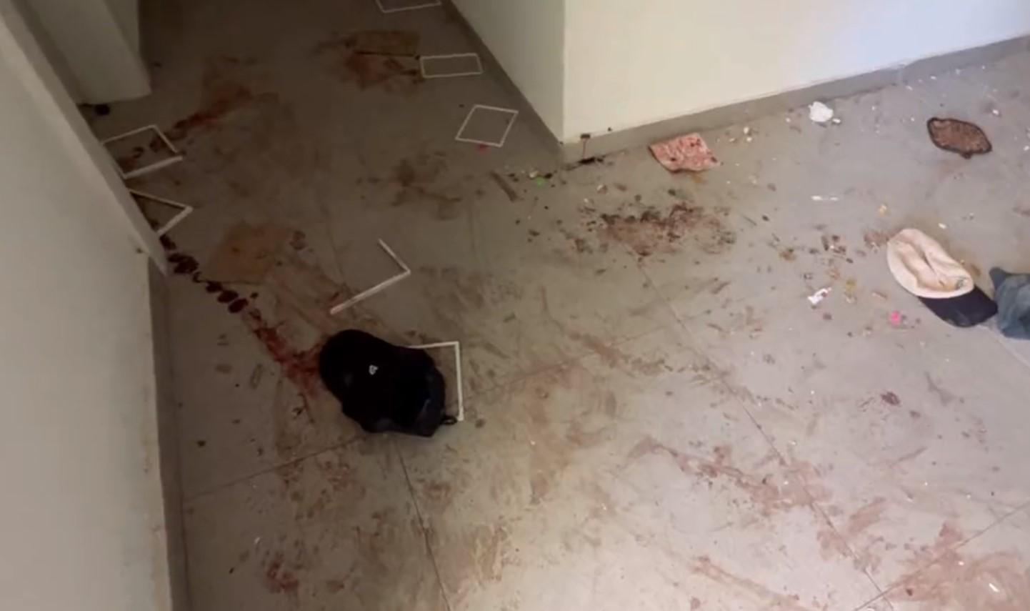 Σκληρές εικόνες από το κιμπούτς Nir Oz που επιτέθηκε η Χαμάς – Αίματα πάνω σε παιδικά παιχνίδια (ΒΙΝΤΕΟ)