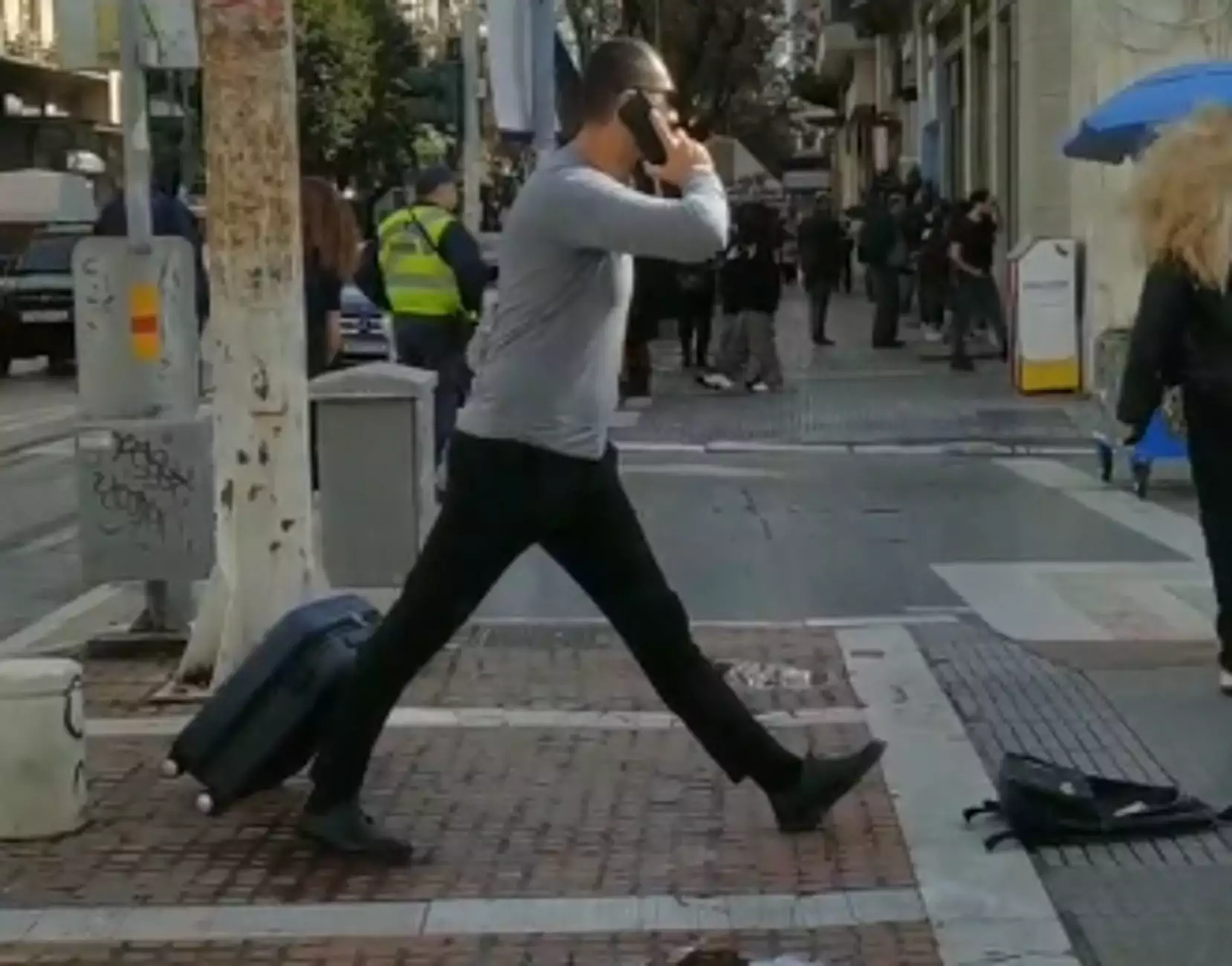 Θεσσαλονίκη: Zωντανό άγαλμα στην Τσιμισκή (viral) στο TikTok