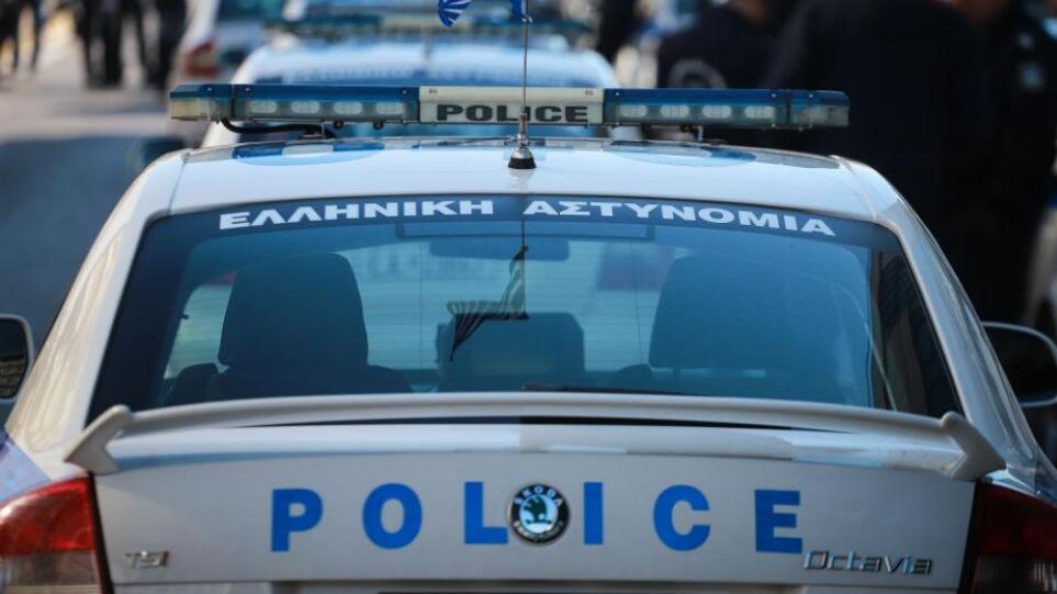 Θεσσαλονίκη: Παράνομη απόρριψη αποβλήτων στη Θέρμη – Συλλήψεις δύο ανδρών για περιβαλλοντική ρύπανση