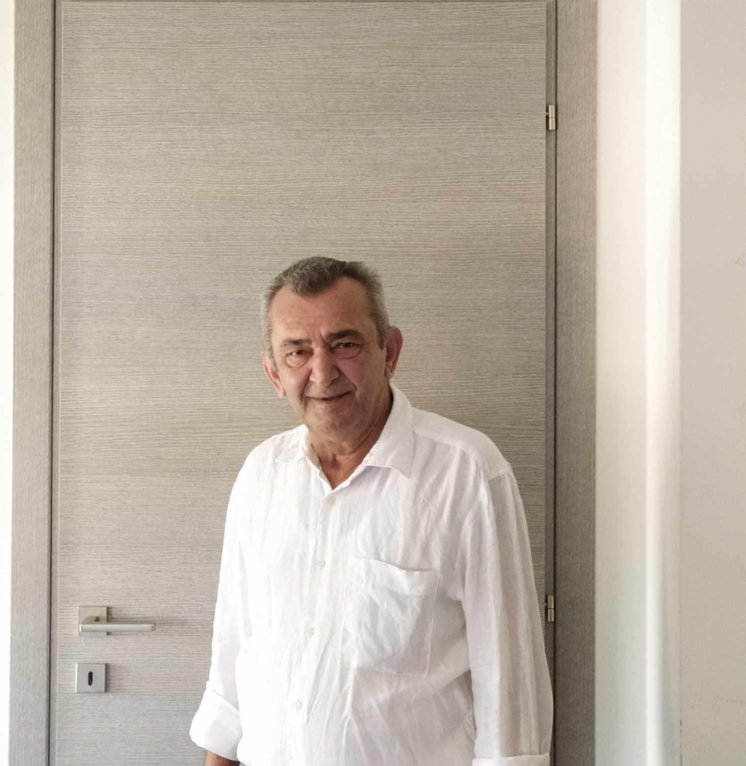 Δημήτρης Ευθυμιάδης: Επίσκεψη στην Politic του υποψηφίου περιφερειακού συμβούλου Κεντρικής Μακεδονίας