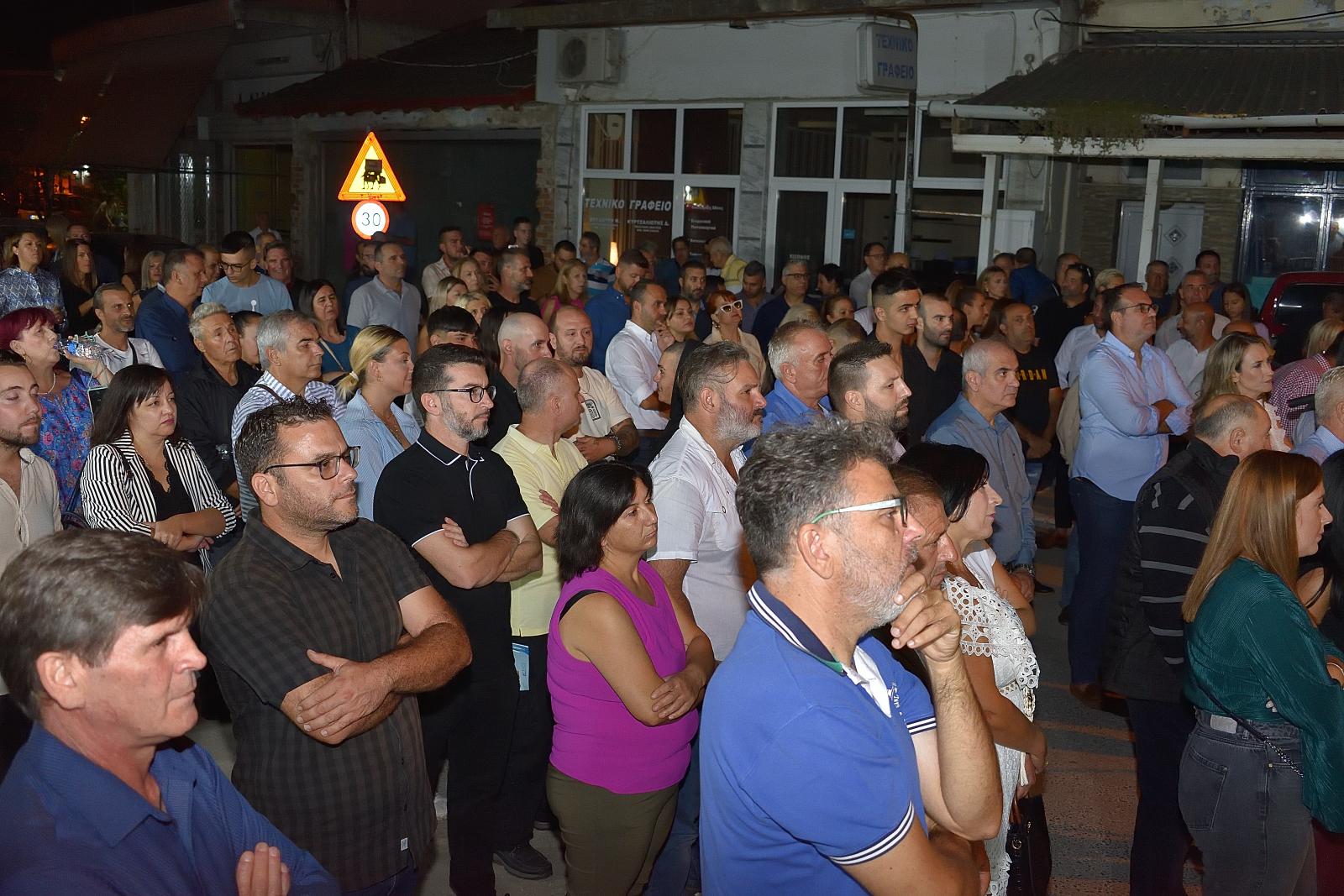 Ο Γιάννης Ιωαννίδης εγκαινίασε το εκλογικό του κέντρο στον Αξιό