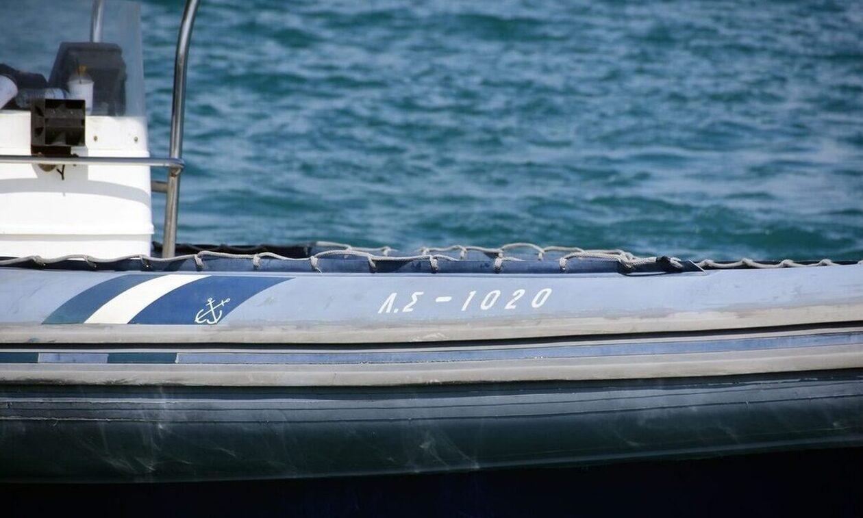 Σάμος: Νεκρή γυναίκα σε ναυαγίο προσφύγων – 47 άτομα διασώθηκαν