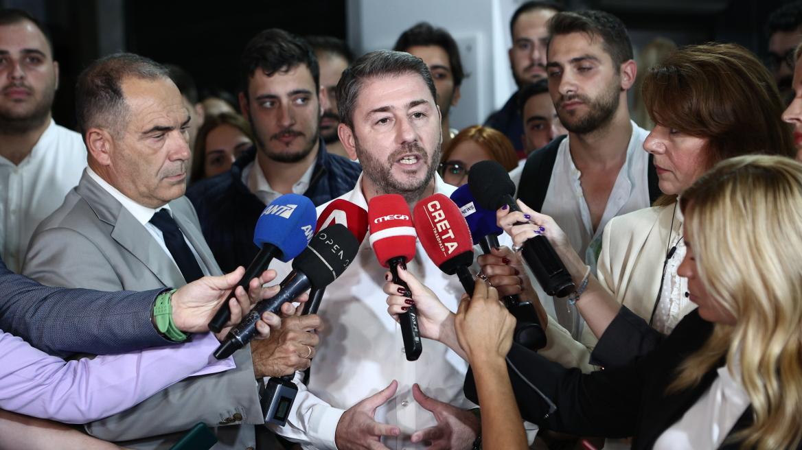 Ανδρουλάκης: «Η πρώτη μεγάλη ήττα της αλαζονείας Μητσοτάκης»