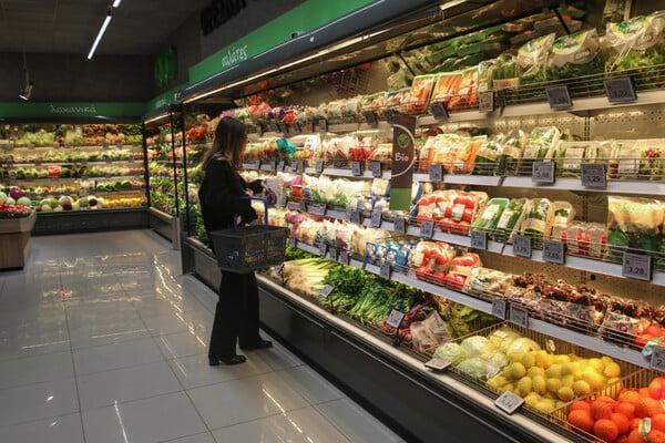 Οικονομία / Σούπερ μάρκετ: Ανακοινώθηκε η λίστα των 60 προϊόντων που θα δημοσιοποιούνται οι ανατιμήσεις