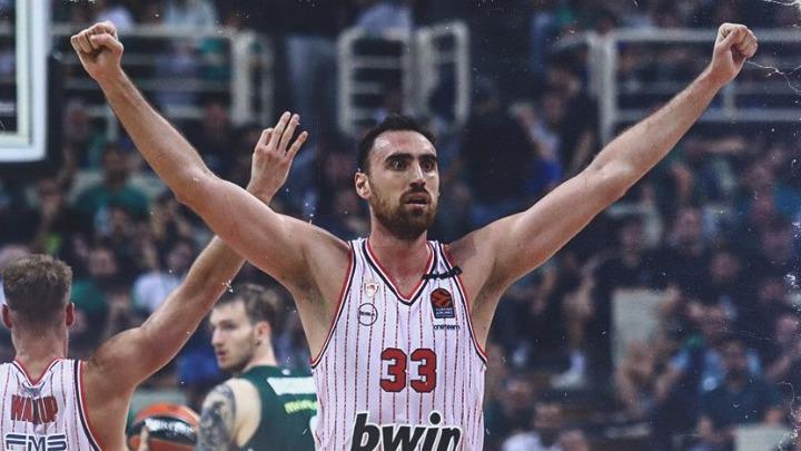 To «ερυθρόλευκο» DNA και η ενότητα του Ολυμπιακού