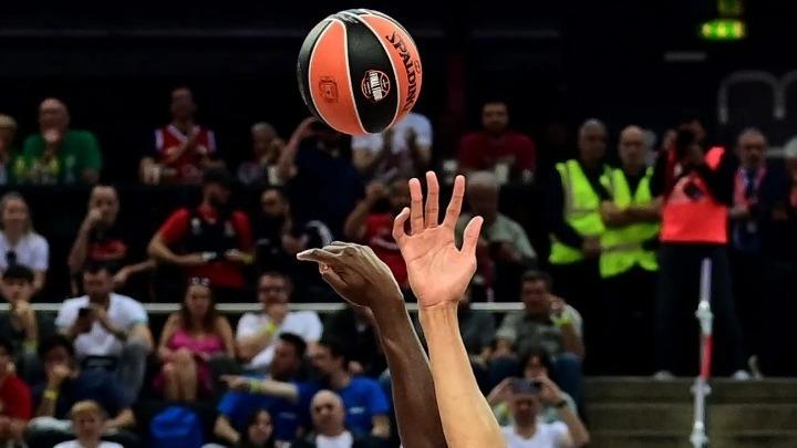 Περιστέρι και ΑΕΚ… απειλούν τους «αιώνιους»