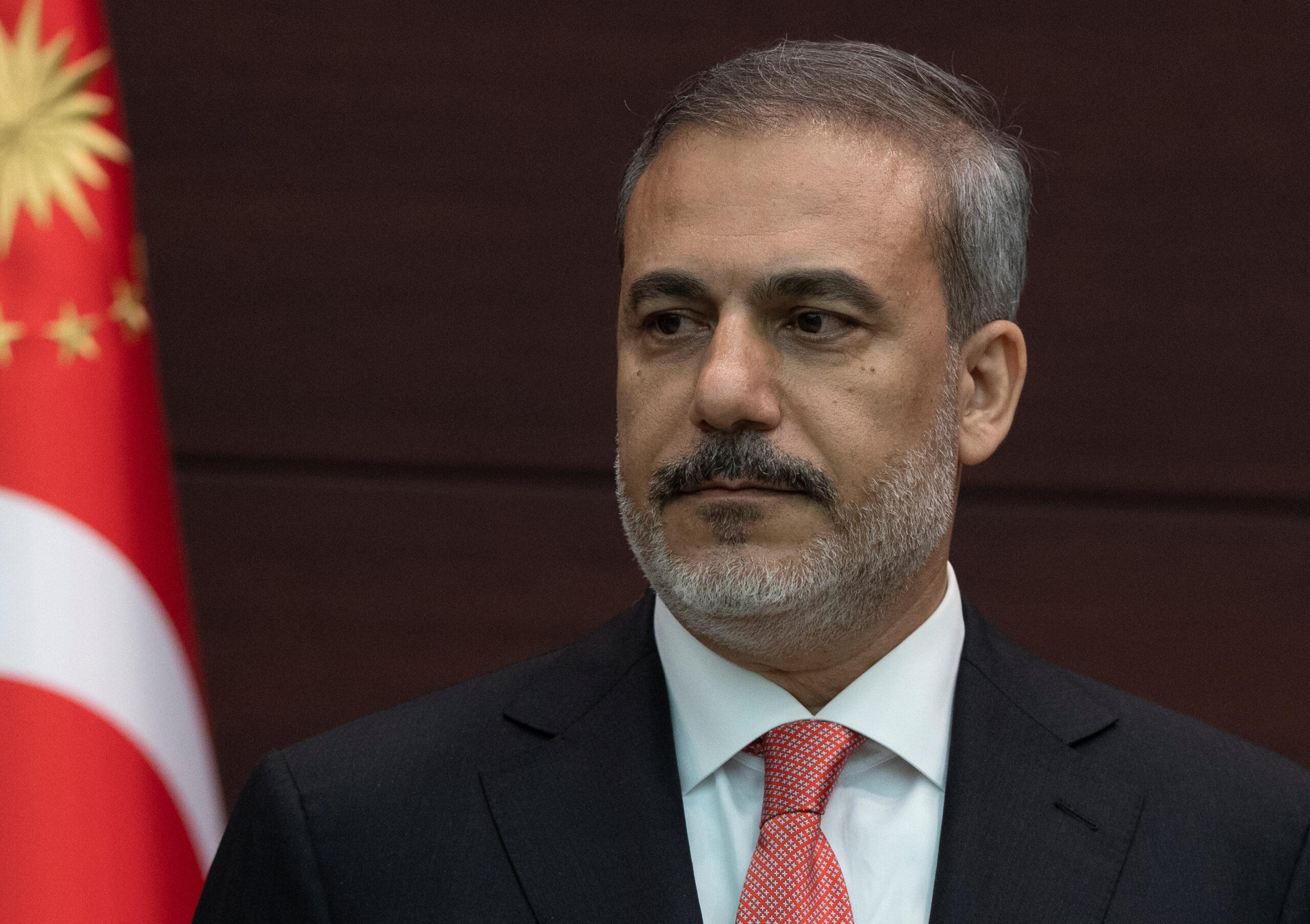 Φιντάν: Τηλεφωνικές επαφές με τους ομολόγους του της Αιγύπτου και της Ιορδανίας