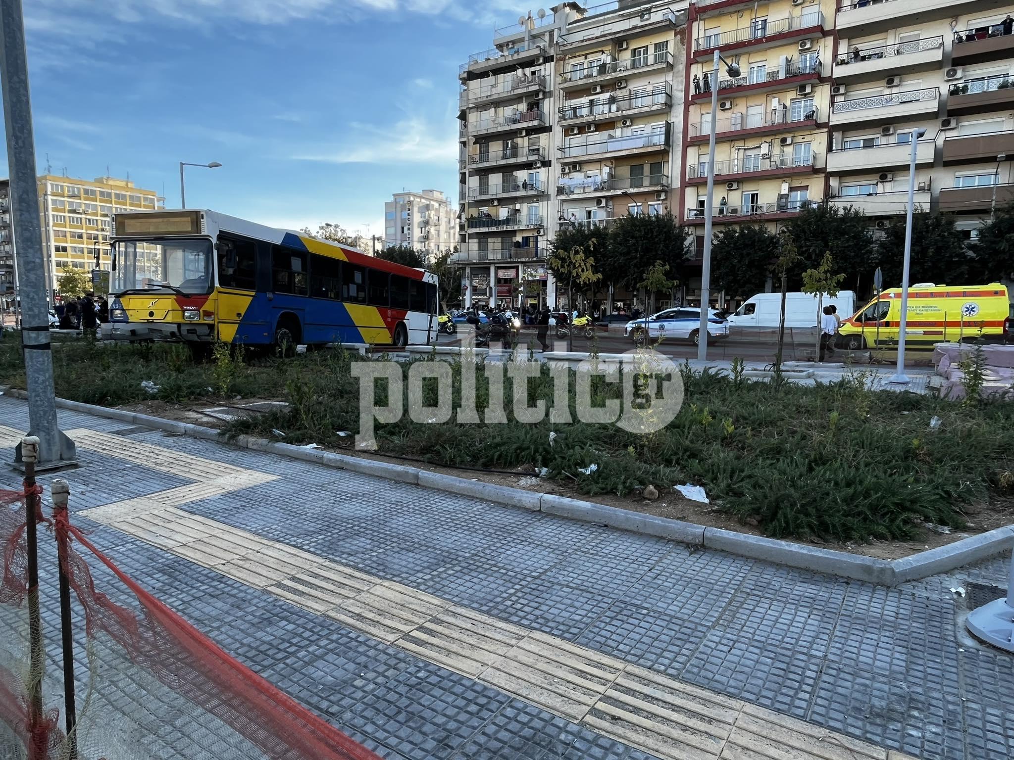 Θεσσαλονίκη: Μητέρα ενός κοριτσιού τριών ετών ήταν η άτυχη 40χρονη που χτύπησε το λεωφορείο του ΟΑΣΘ