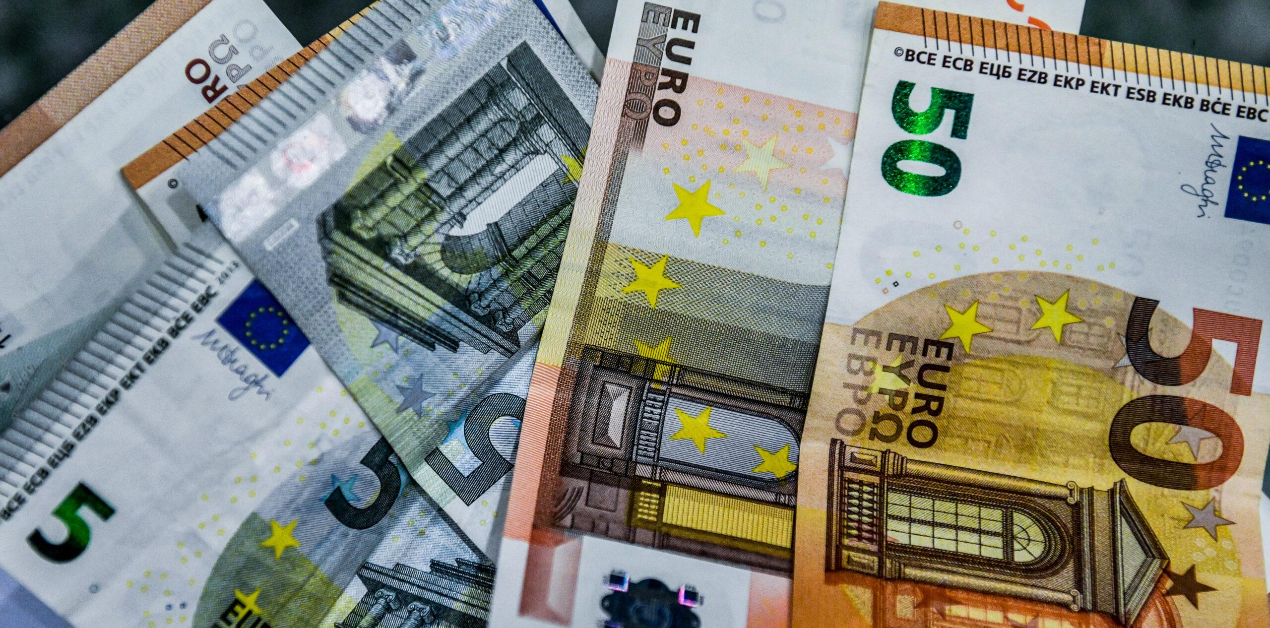 Προϋπολογισμός 2024: Έρχονται αυξήσεις σε συντάξεις και επιδόματα