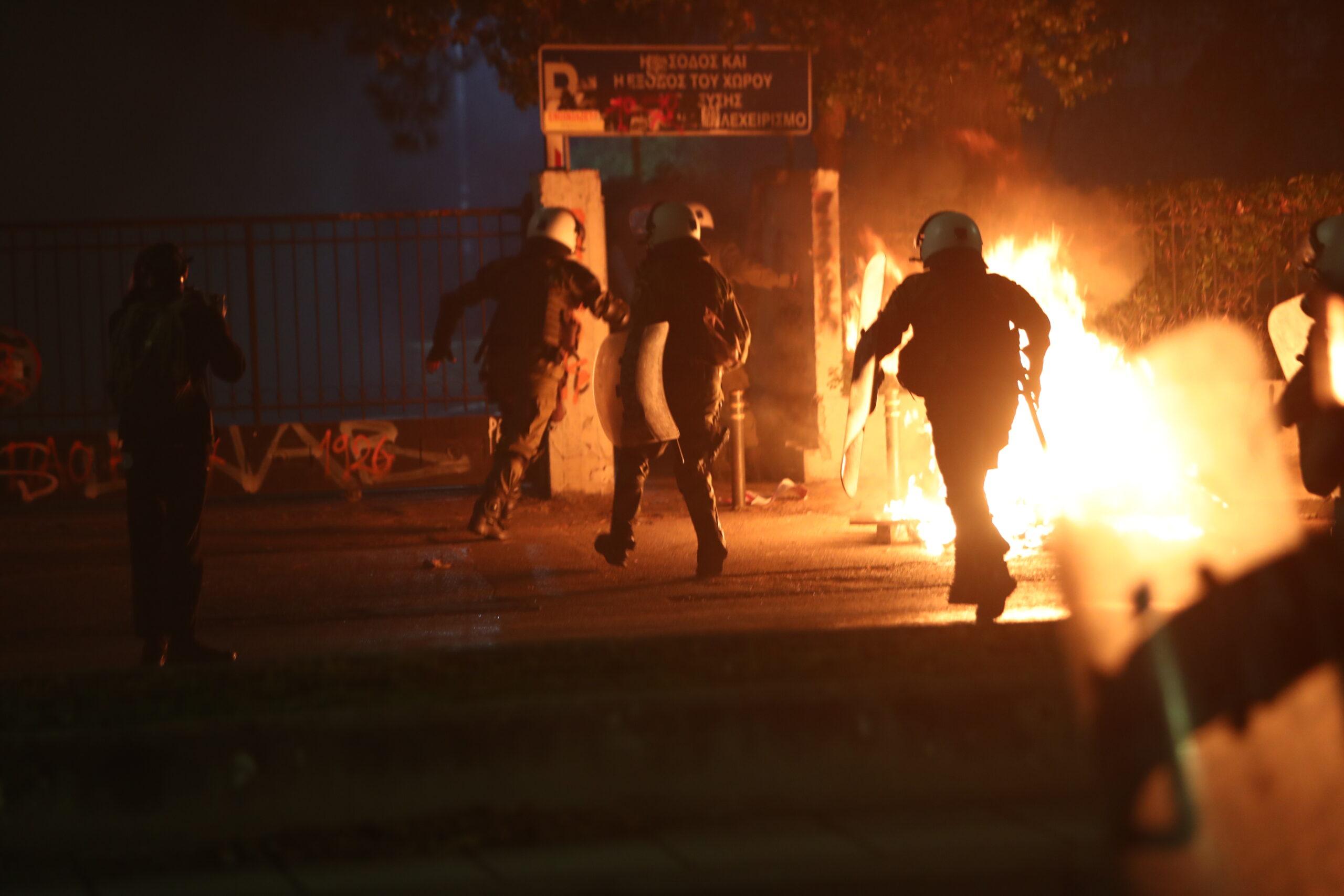 Πάτρα: Αφέθηκαν ελεύθεροι οι τρεις συλληφθέντες για τα επεισόδια στην πορεία του Πολυτεχνείου