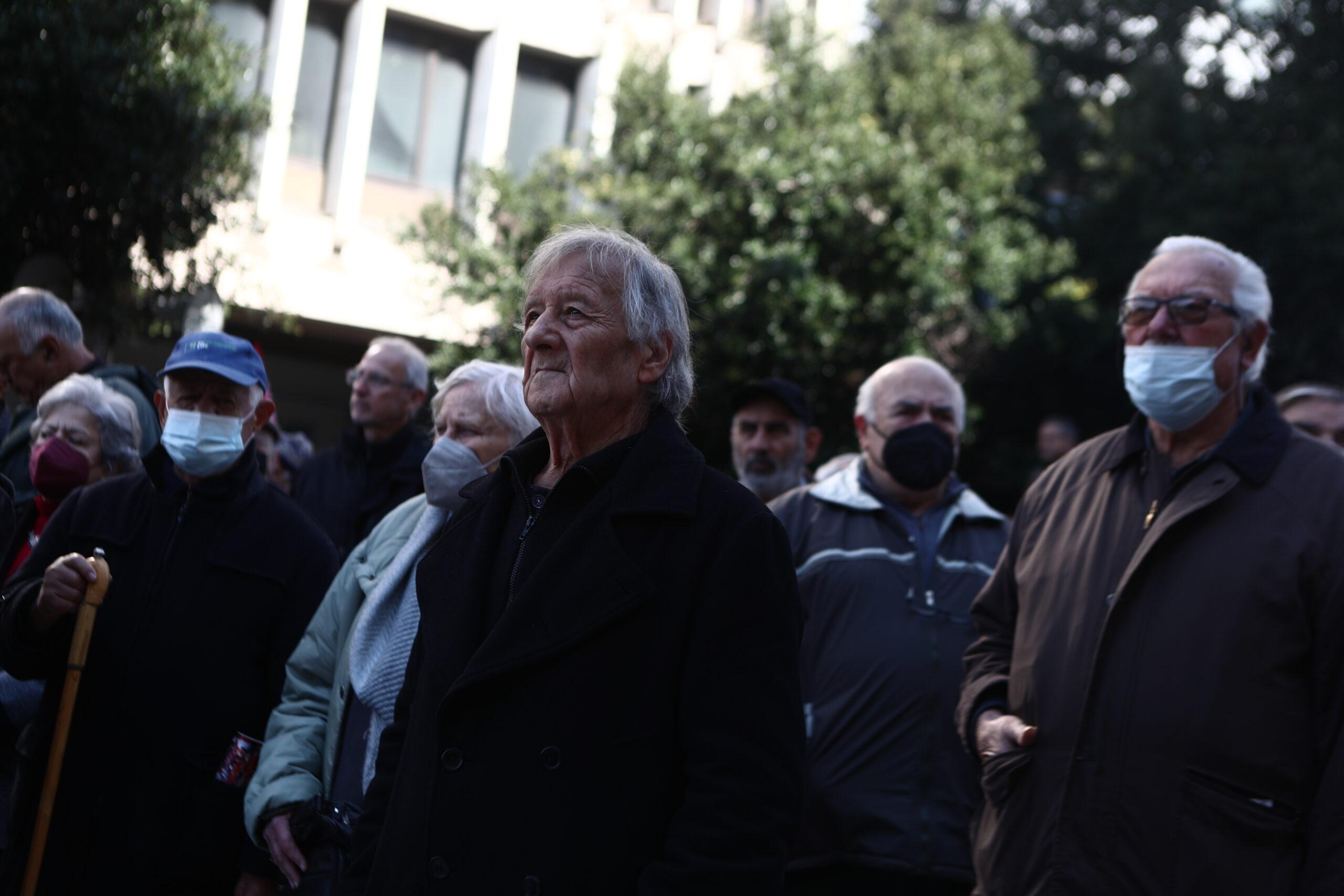 Επίδομα προσωπικής διαφοράς: Οι συνταξιούχοι που θα λάβουν μέχρι 200 ευρώ