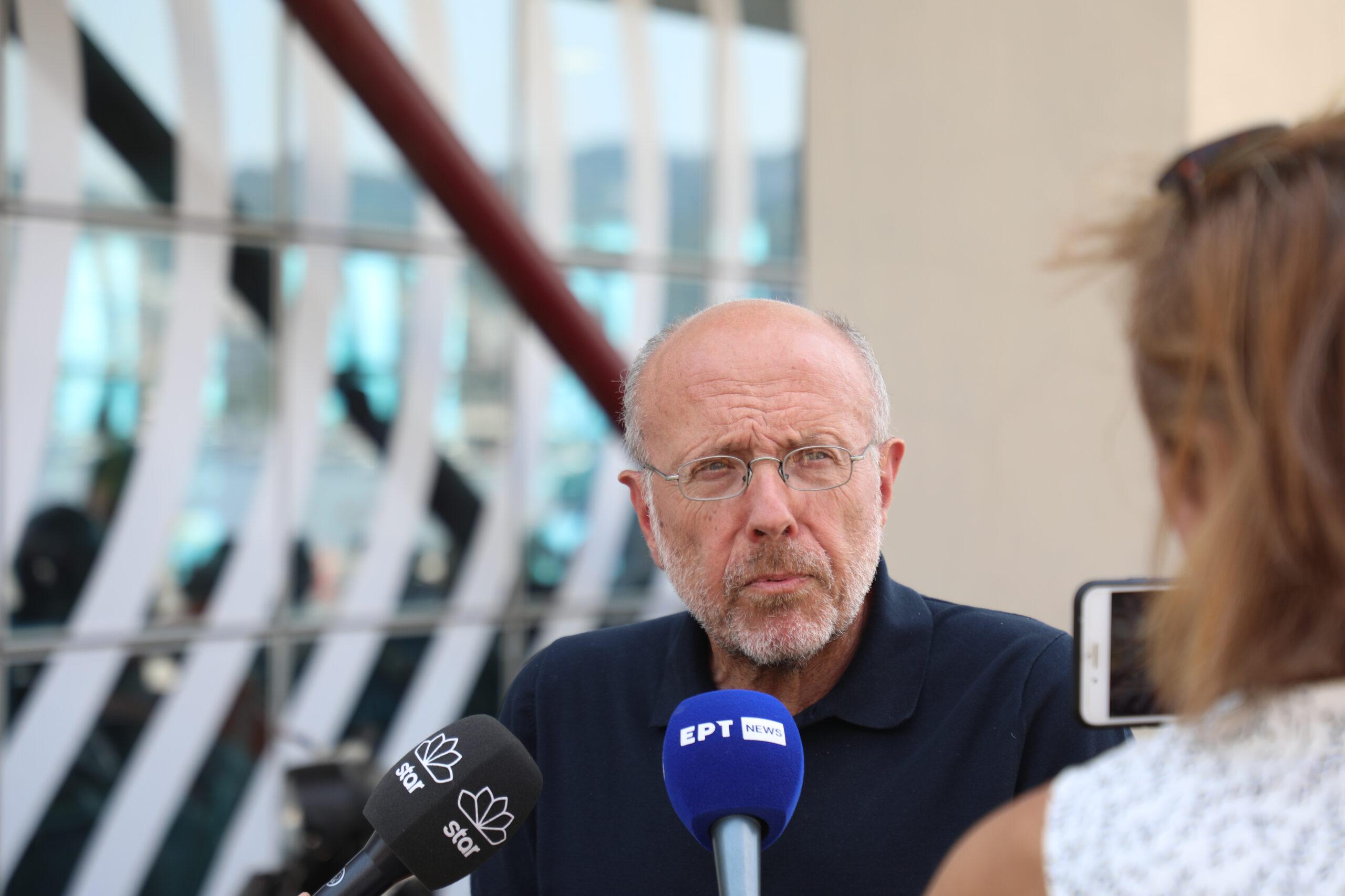 Δ. Βαρτζόπουλος: «Τα ράντζα ξεχειλίζουν από τους διαδρόμους στις ψυχιατρικές κλινικές»