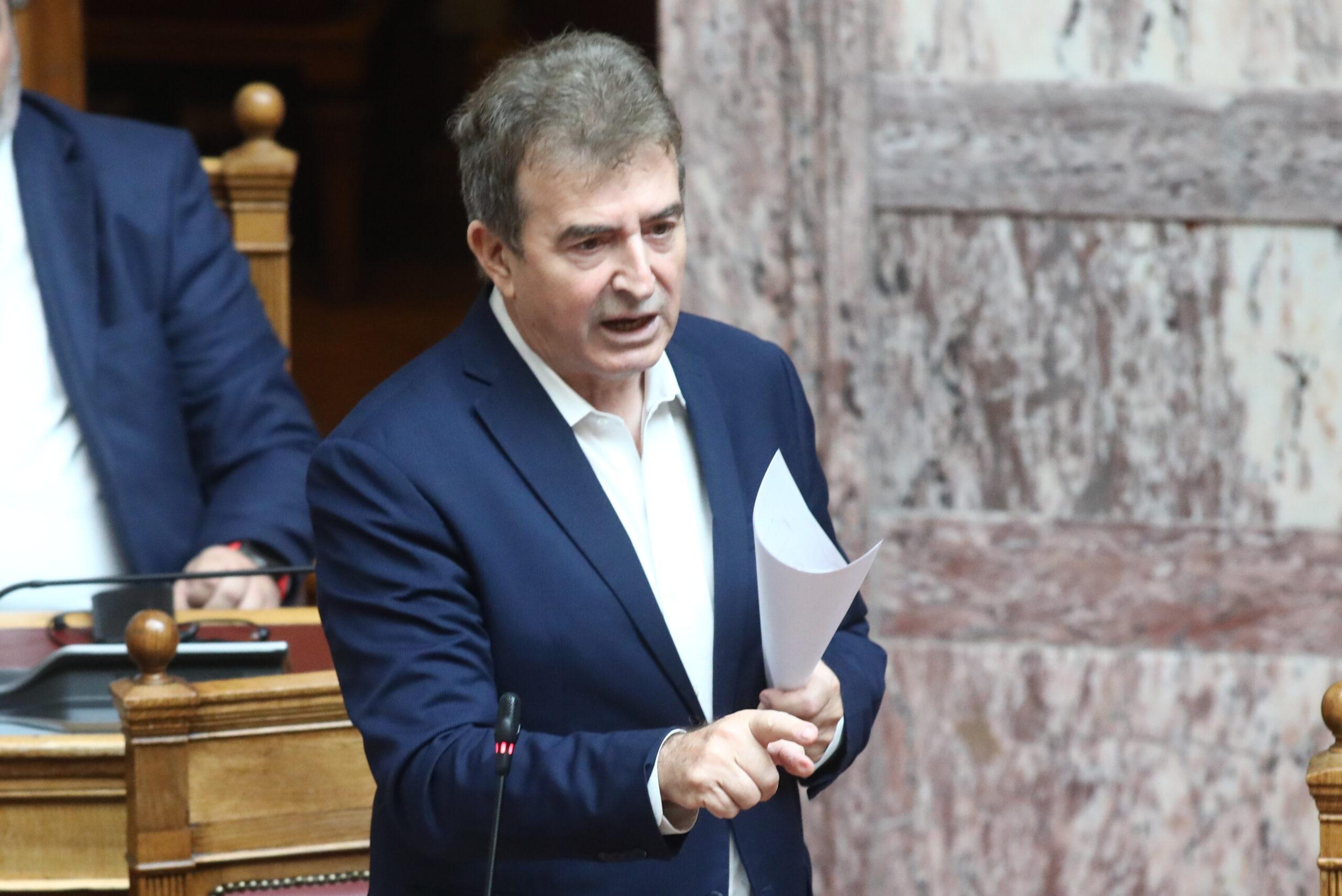 Μ. Χρυσοχοΐδης: Οικονομικά και άλλα κίνητρα στους γιατρούς – 10.000 προσλήψεις στο ΕΣΥ σε βάθος τετραετίας