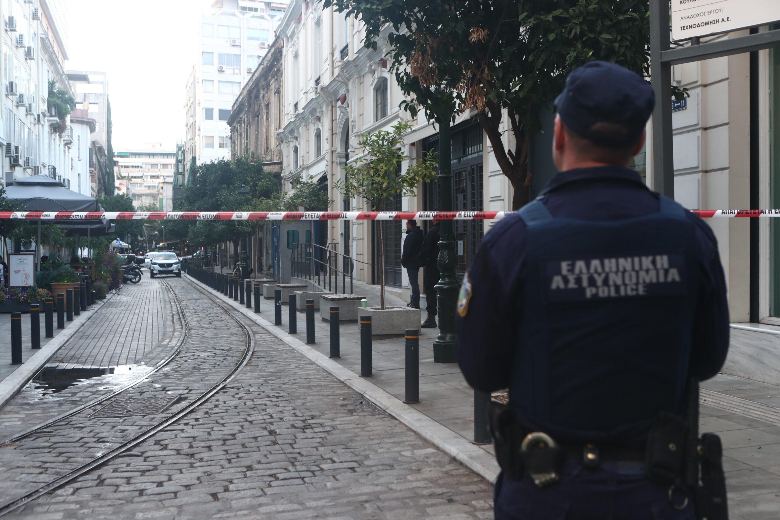 Θεσσαλονίκη: Μαθητής γυμνασίου επιχείρησε να ληστέψει ψιλικατζίδικο