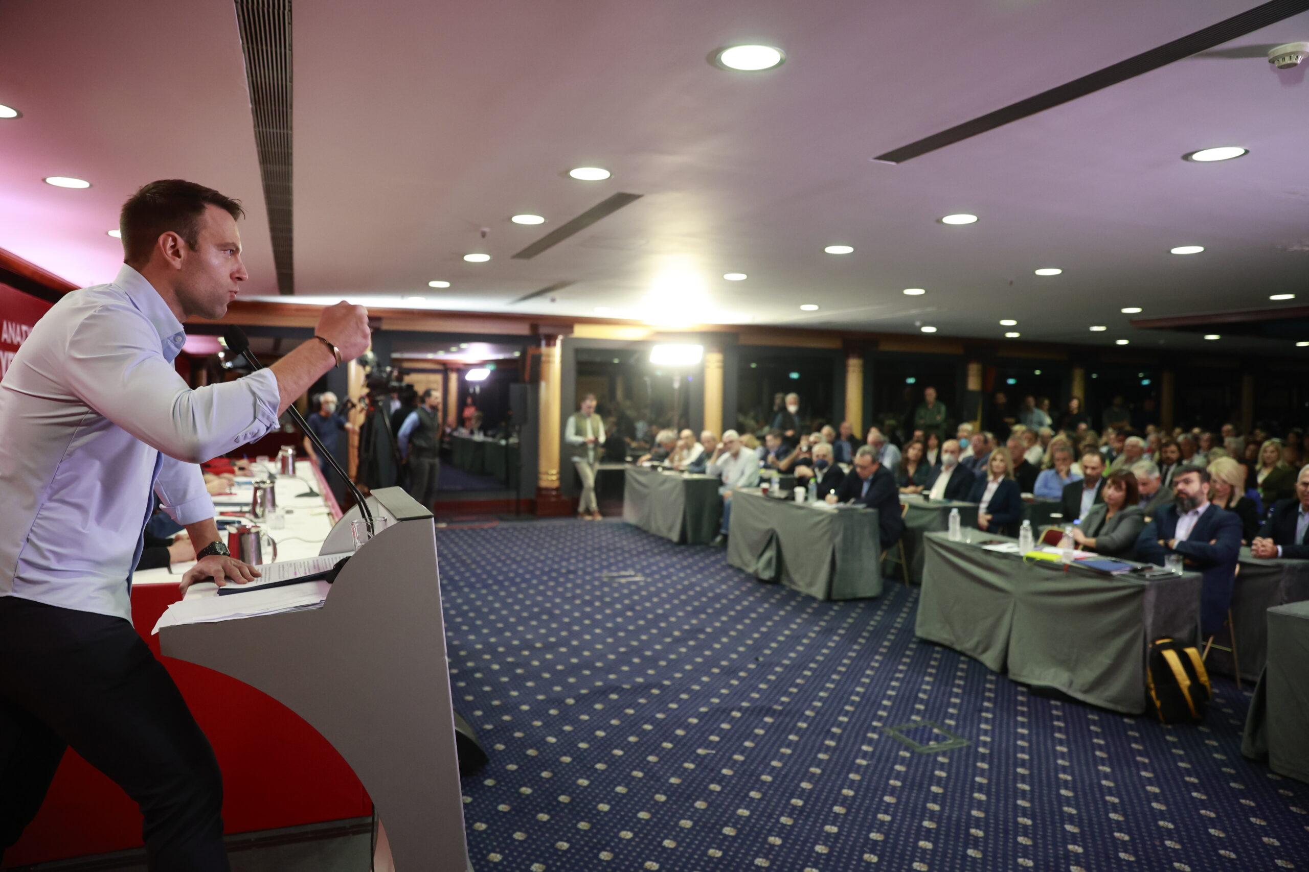 ΣΥΡΙΖΑ: Πολάκης και Παππάς εναντίον των «ανταρτών», κατά του δημοψηφίσματος Σβίγκου και Βασιλειάδης