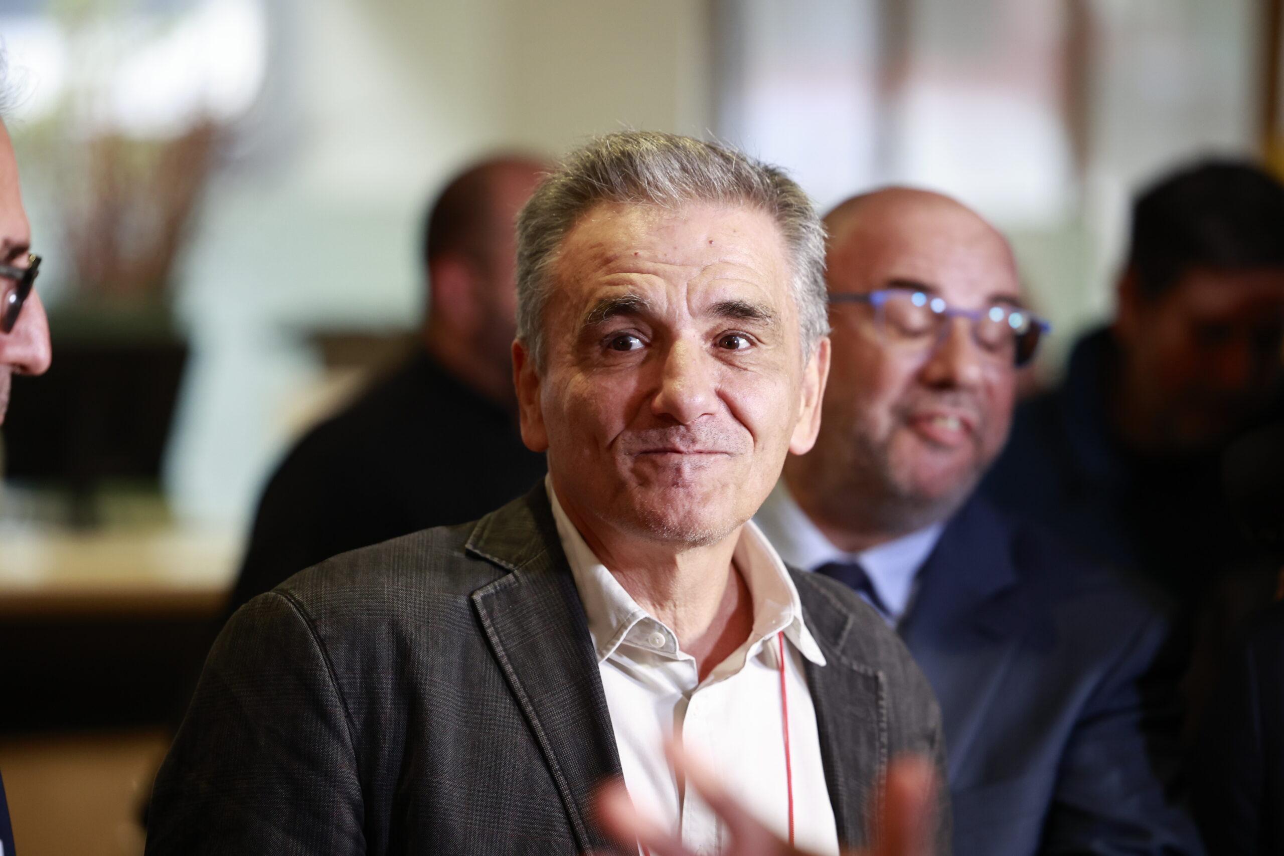 Με… ινδικό κείμενο Μαχαμπαράτα η απάντηση Τσακαλώτου στον Κασσελάκη για τη διαγραφή του