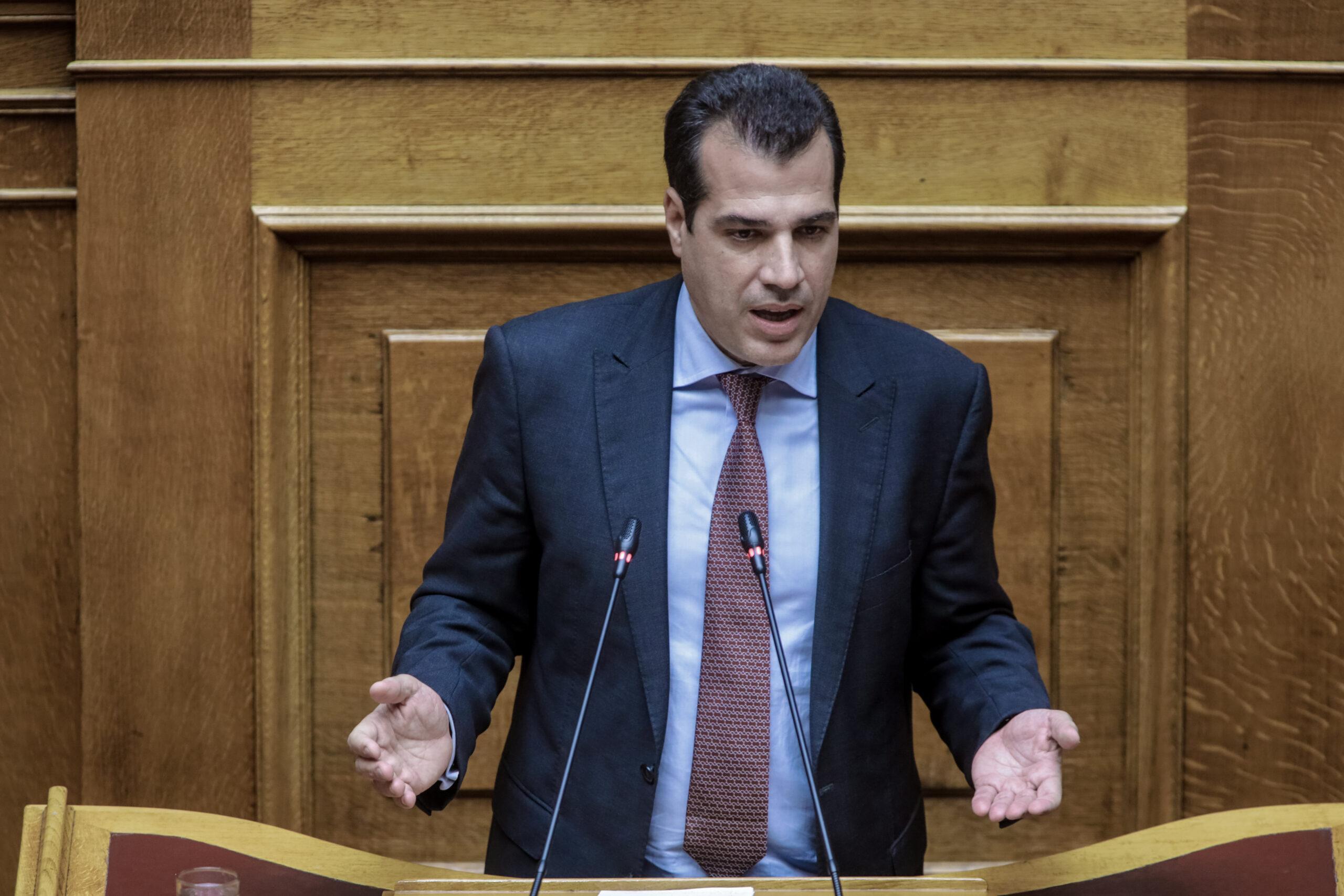 Πλεύρης για Πολάκη: «Δεν επικοινώνησα μαζί του – Είναι ψεύτης και συκοφάντης»