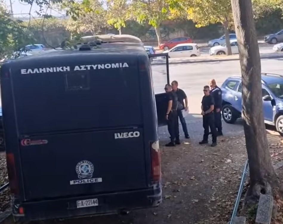 Προφυλακιστέοι εννέα Αρειανοί για τα επεισόδια με οπαδούς του ΠΑΟΚ στην Βούλγαρη