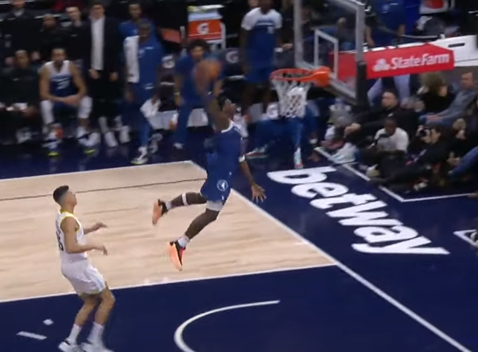 NBA – Top 10: Στην κορυφή των highlights το εντυπωσιακό κάρφωμα με ανεμόμυλο του Άντονι Έντουαρντς