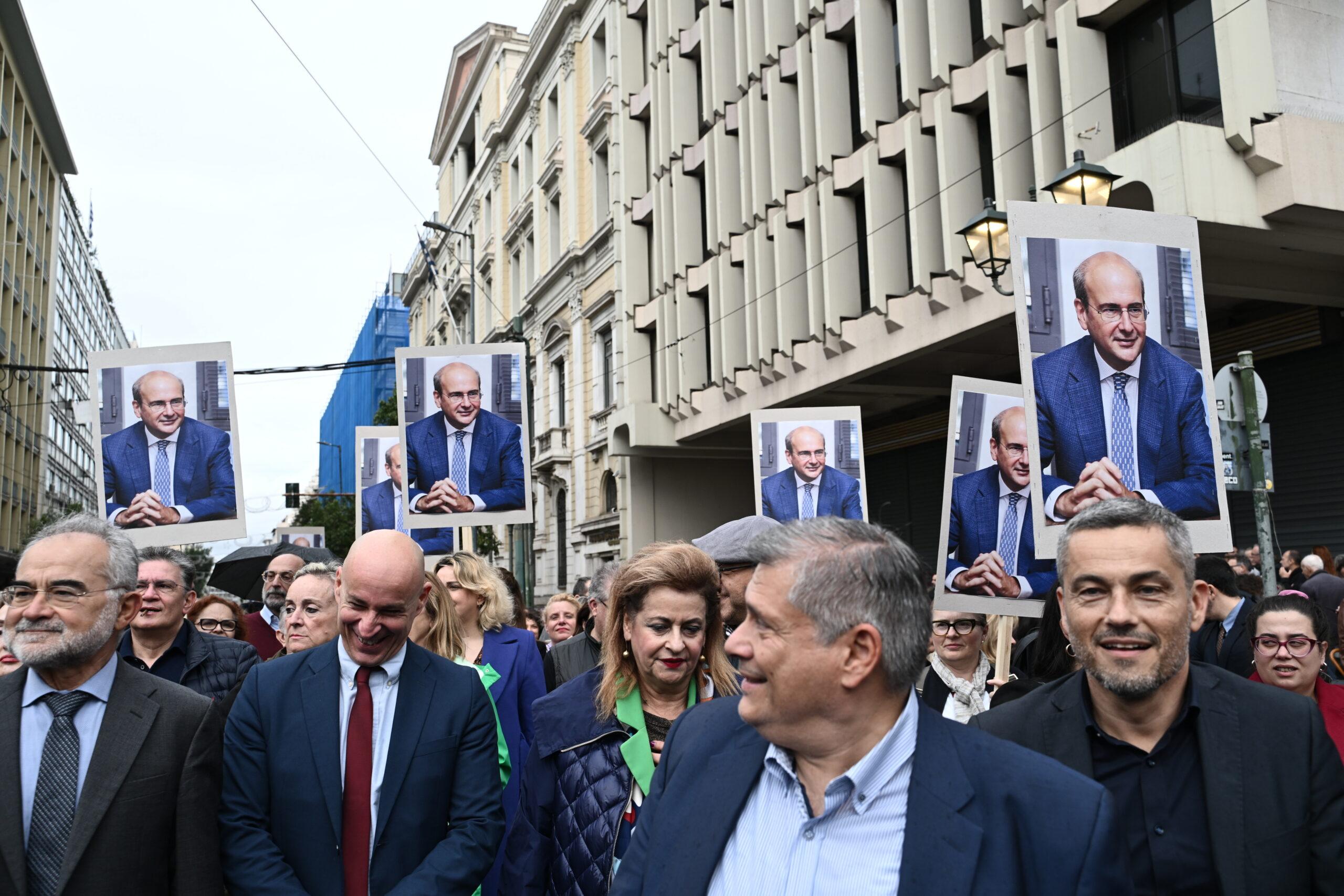 Φορολογικό νομοσχέδιο: Στους δρόμους οι ελεύθεροι επαγγελματίες
