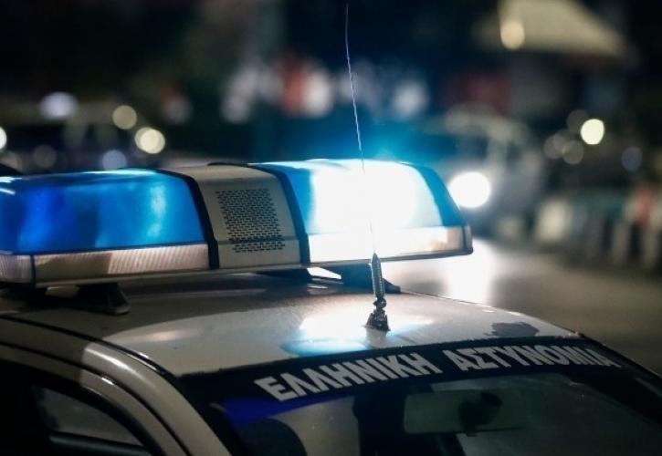 Άντρας μαχαίρωσε αστυνομικό της ΔΙΑΣ στην Ομόνοια και επιχείρησε να αρπάξει το όπλο άλλου ένστολου