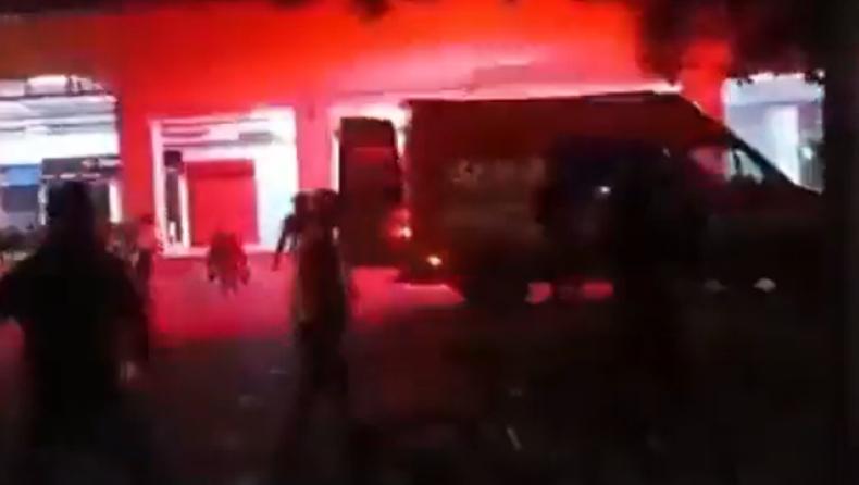 Εκουαδόρ: Πυροβολισμοί έξω από το γήπεδο της Έμελεκ – Δύο νεκροί και έξι τραυματίες