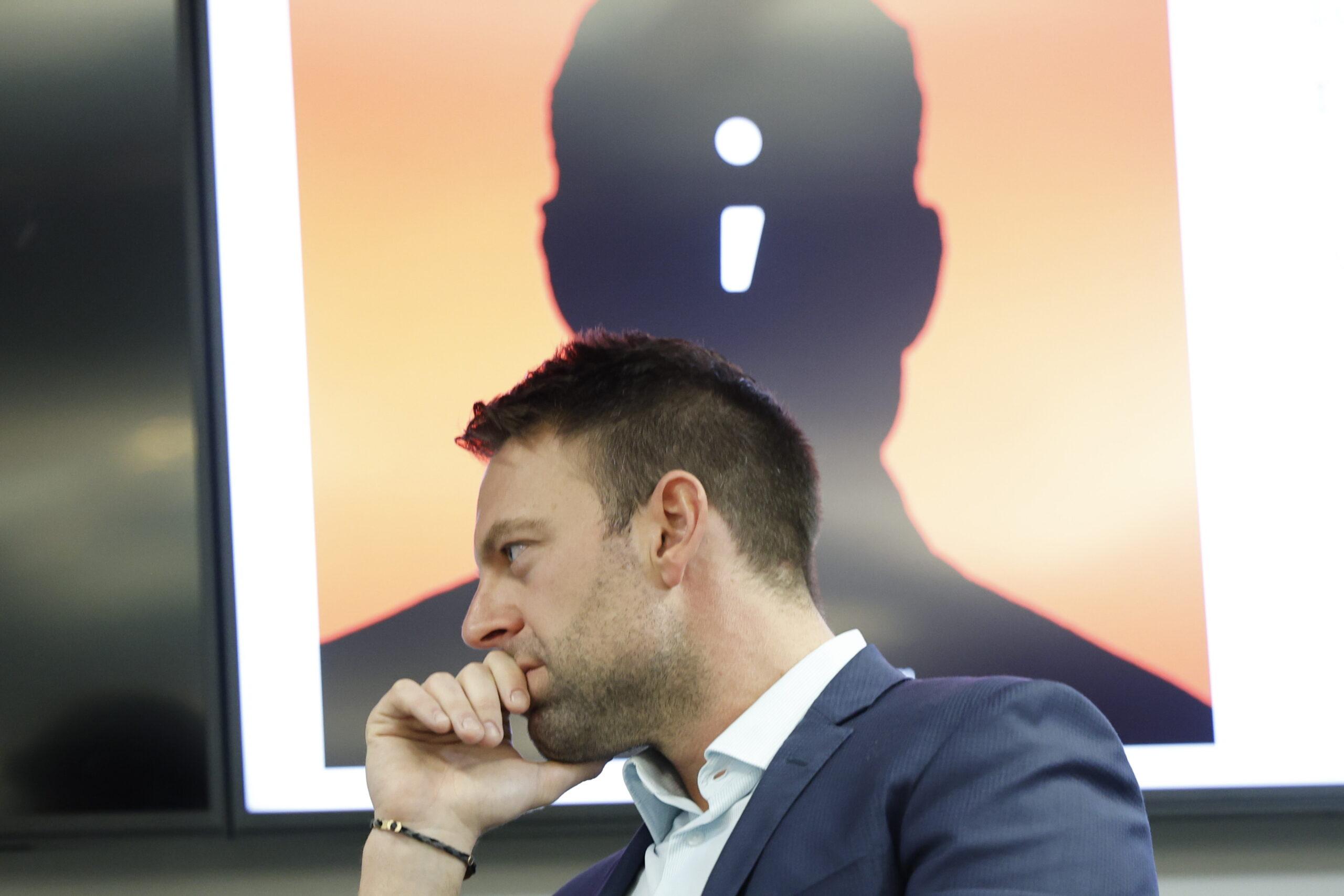 Κασσελάκης: Δεν θα αφήσω τους «νοικοκύρηδες» στη Δεξιά