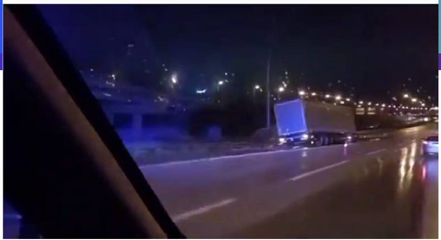Θεσσαλονίκη: Δίπλωσε νταλίκα στο Δερβένι προς Καβάλα