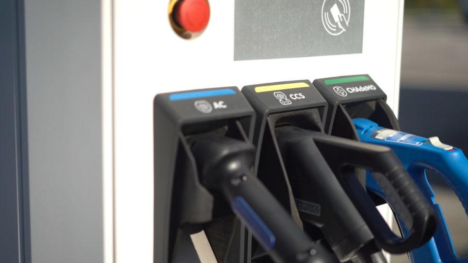 «Κινούμαι Ηλεκτρικά 2»: Νέες δυνατότητες για περισσότερες αιτήσεις επιδότησης