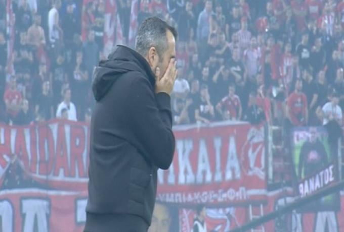 Μαρτίνεθ στους παίκτες: «Εγώ φταίω, ψηλά το κεφάλι»