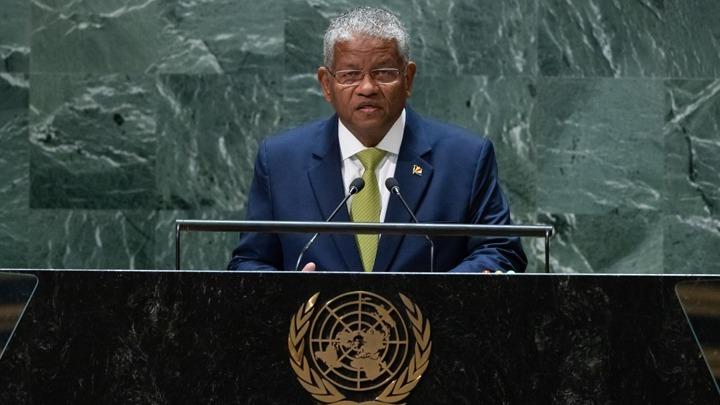 Σε κατάσταση έκτακτης ανάγκης οι Σεϋχέλλες έπειτα από έκρηξη και πλημμύρες