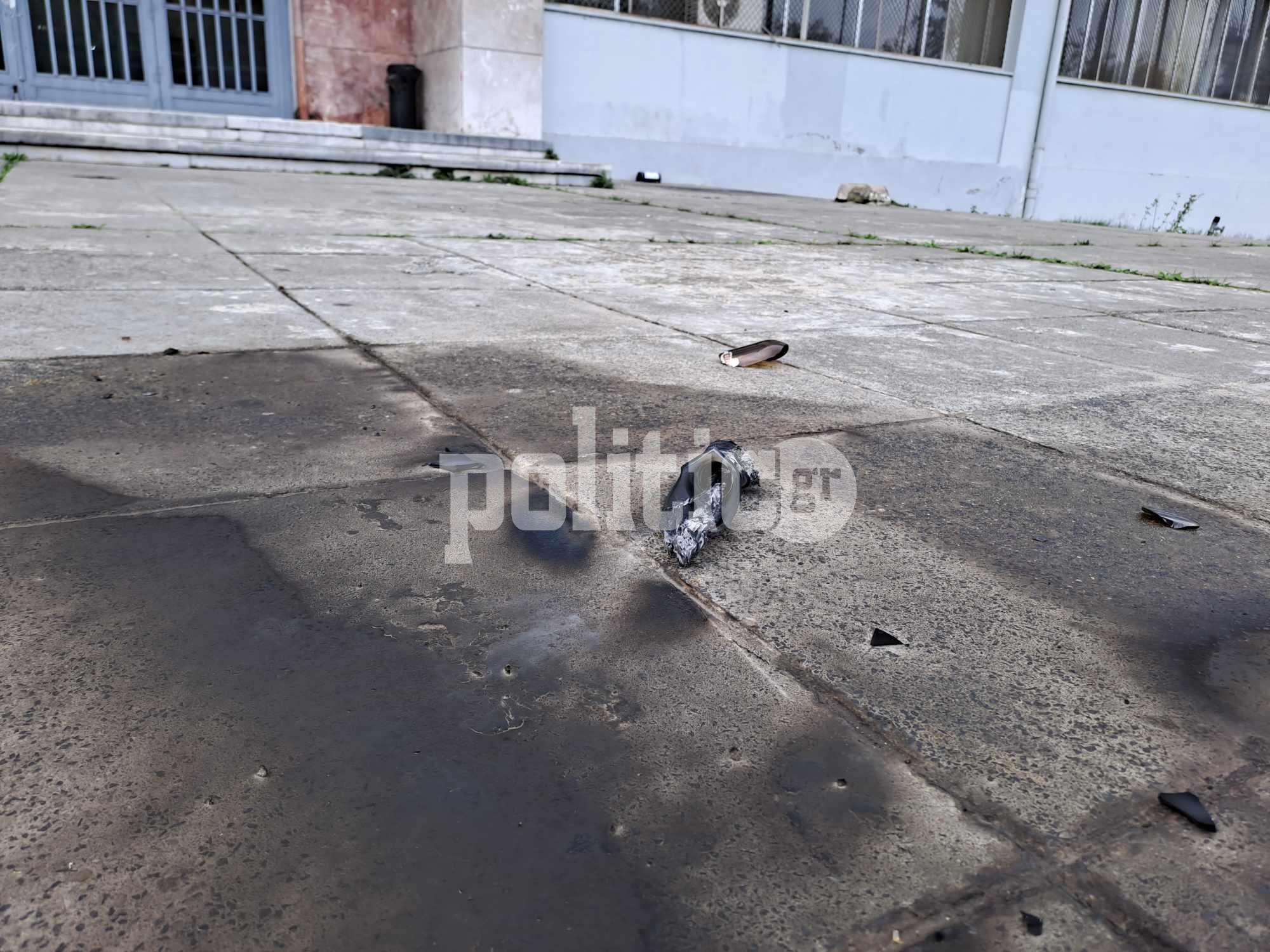 Θεσσαλονίκη: Καταδρομική επιθεση στα ΜΑΤ έξω από την Βιολογική Σχολή του ΑΠΘ