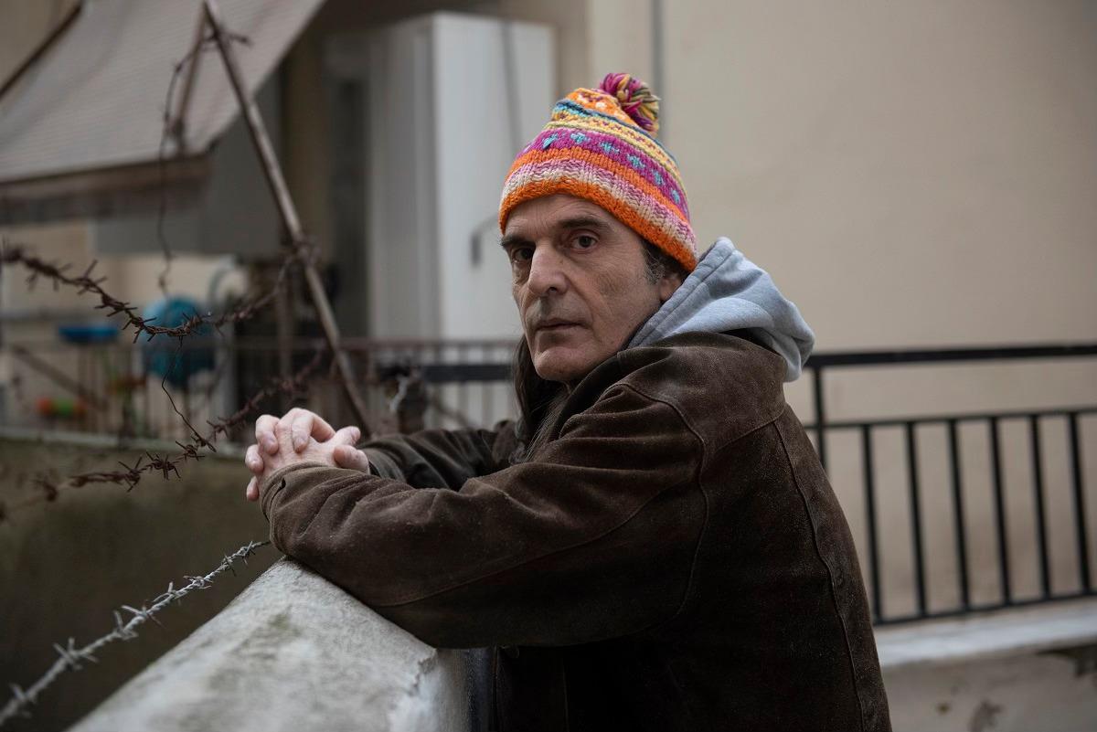 Πέθανε ο ντράμερ του θρυλικού συγκροτήματος Τρύπες Γιώργος Τόλιος