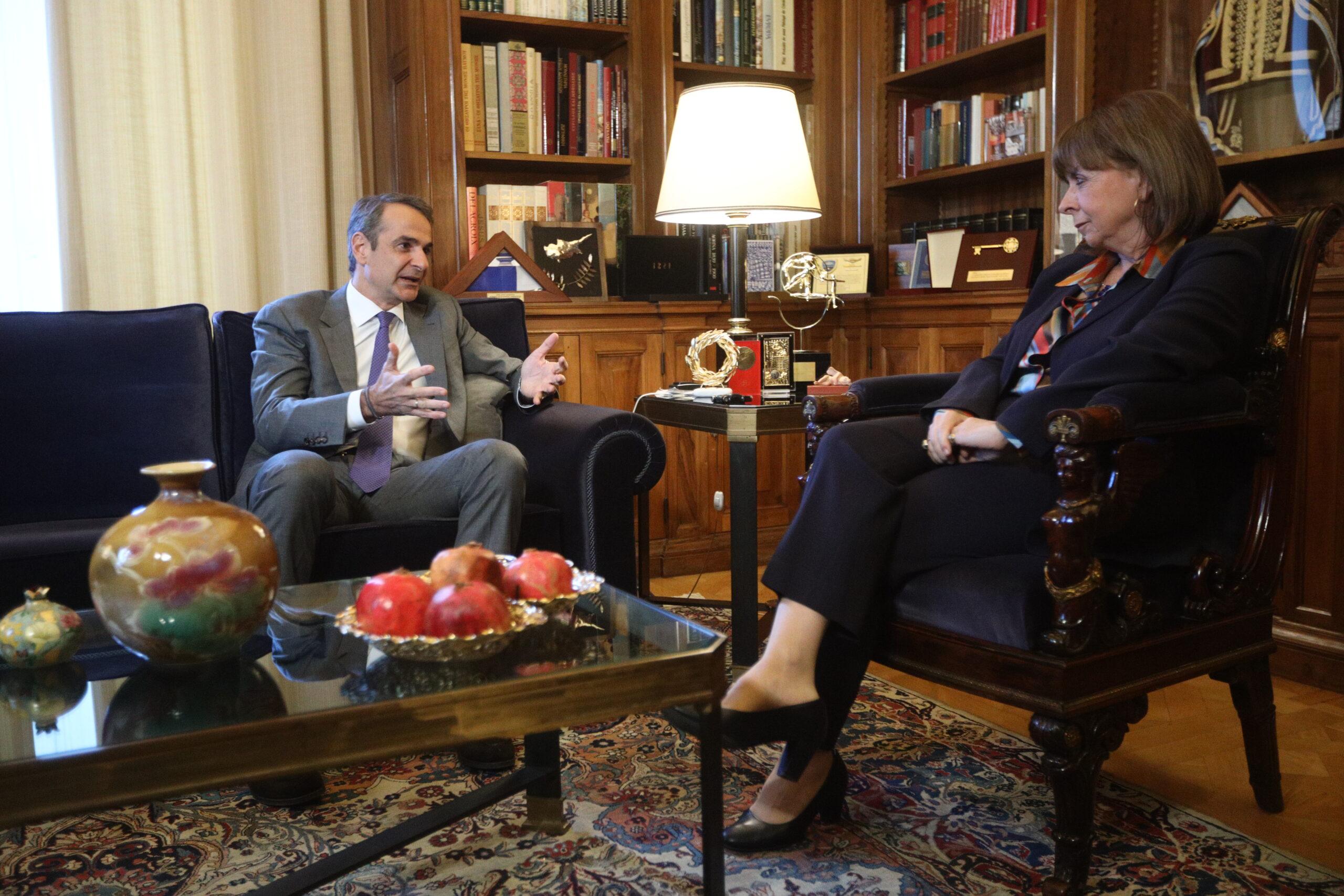 Στις 11:00 η συνάντηση του Κυρ. Μητσοτάκη με την Κ. Σακελλαροπούλου