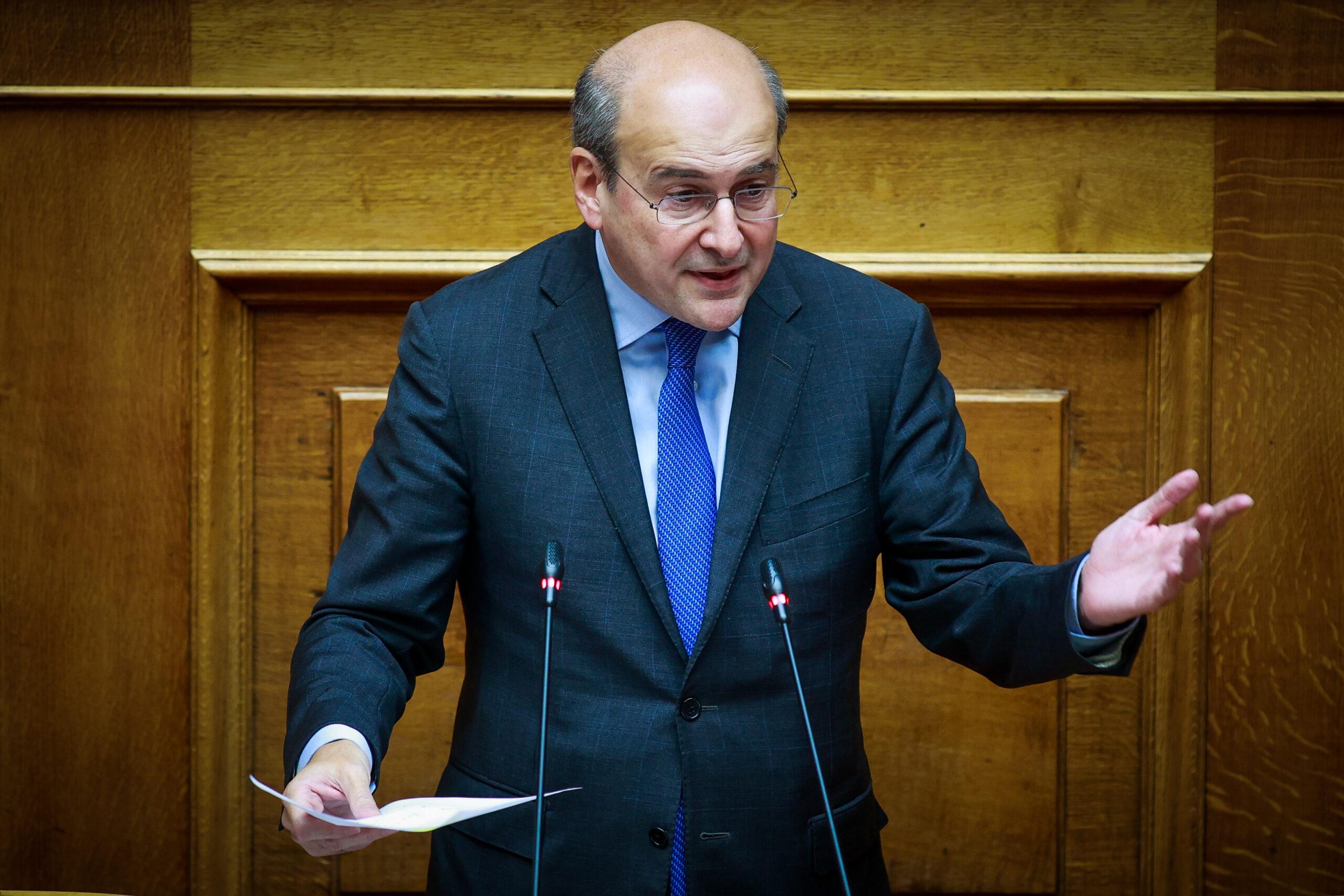 Χατζηδάκης: Θα τηρηθεί η υπόσχεση για κατώτατο στα 950 ευρώ ως το τέλος της τετραετίας
