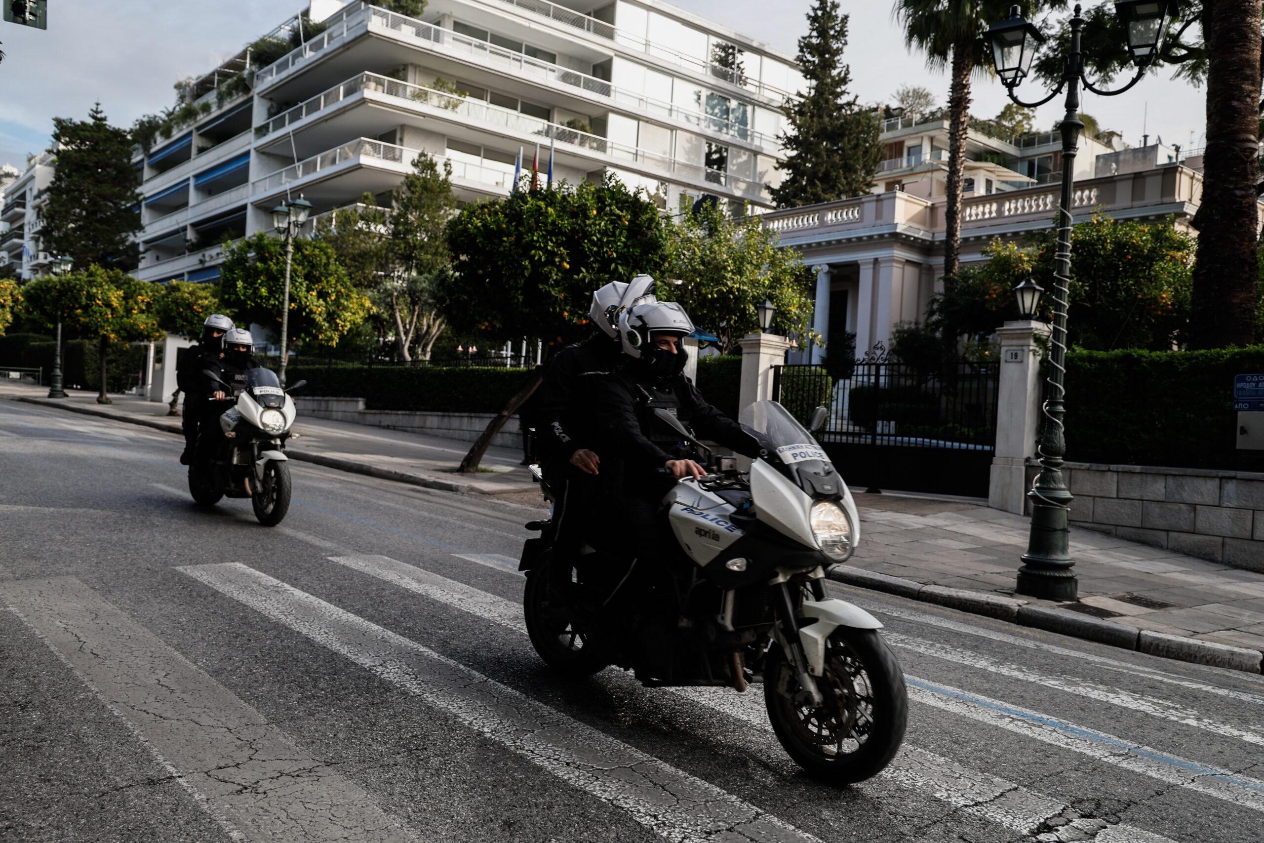 Αττική: Συνελήφθησαν επ’ αυτοφώρω τρεις διαρρήκτες στα Μελίσσια