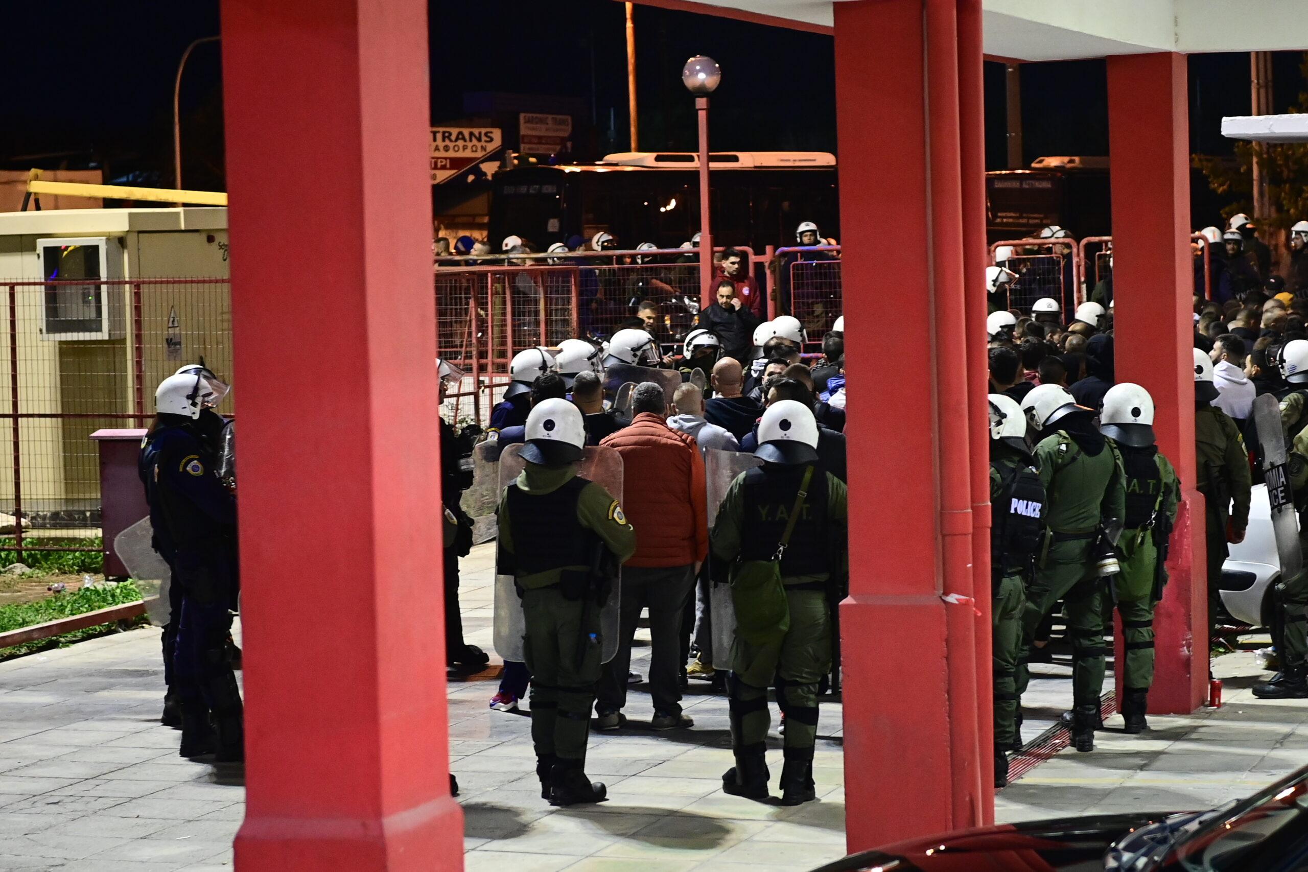 Η ΕΛΑΣ αναζητά κι άλλα άτομα για τα επεισόδια στου Ρέντη – Πληροφορίες για μάνατζερ γνωστού τράπερ