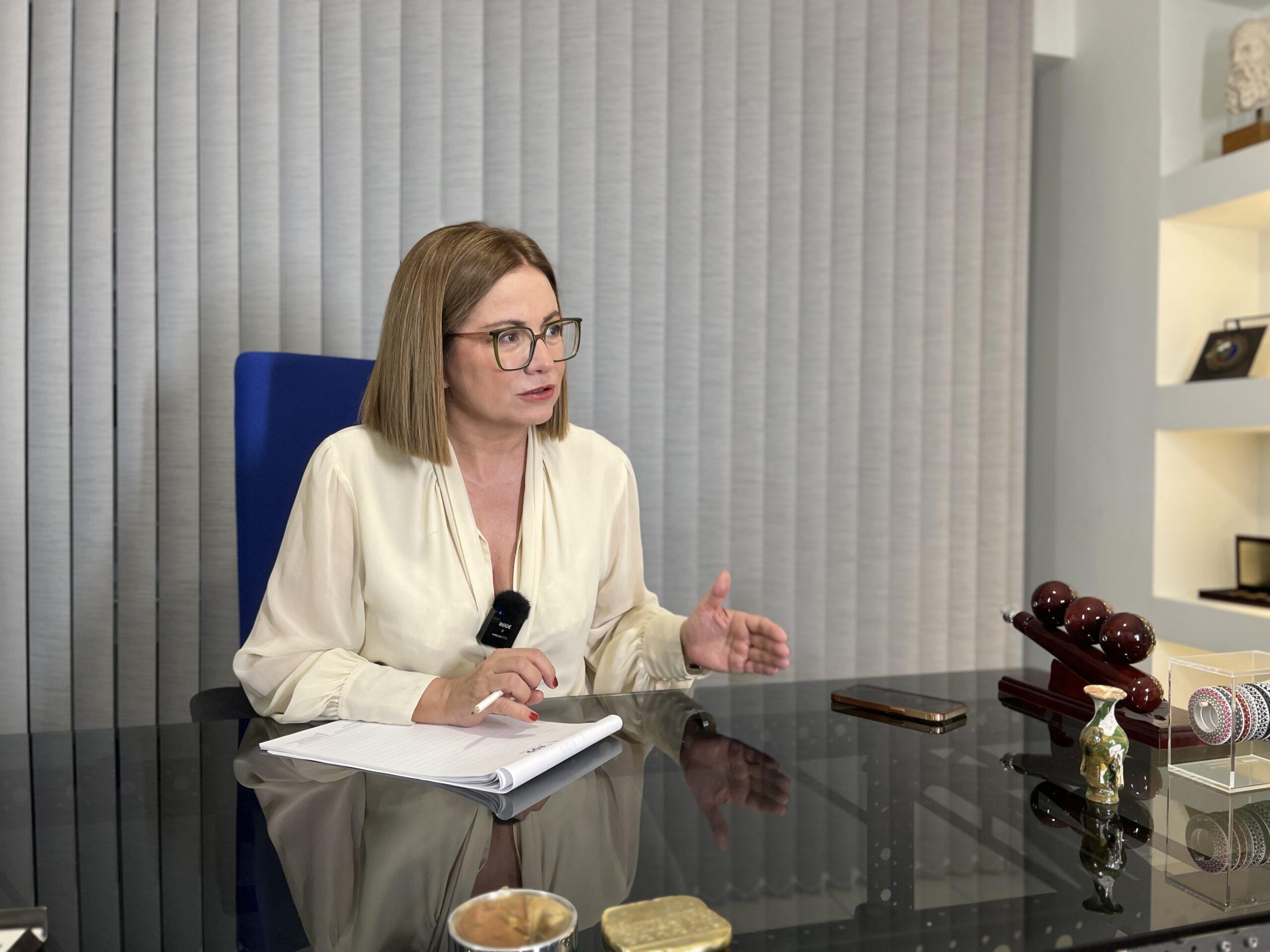 Η Μαρία Σπυράκη στην Politic για την χριστουγεννιάτικη εκδήλωσή της στο Ολύμπιον και τις πολιτικές της ΕΕ για την ενέργεια