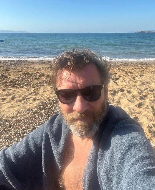 Ο Γιάννης Στάνκογλου ευχήθηκε καλά Χριστούγεννα και καλή Πρωτοχρονιά με βουτιές