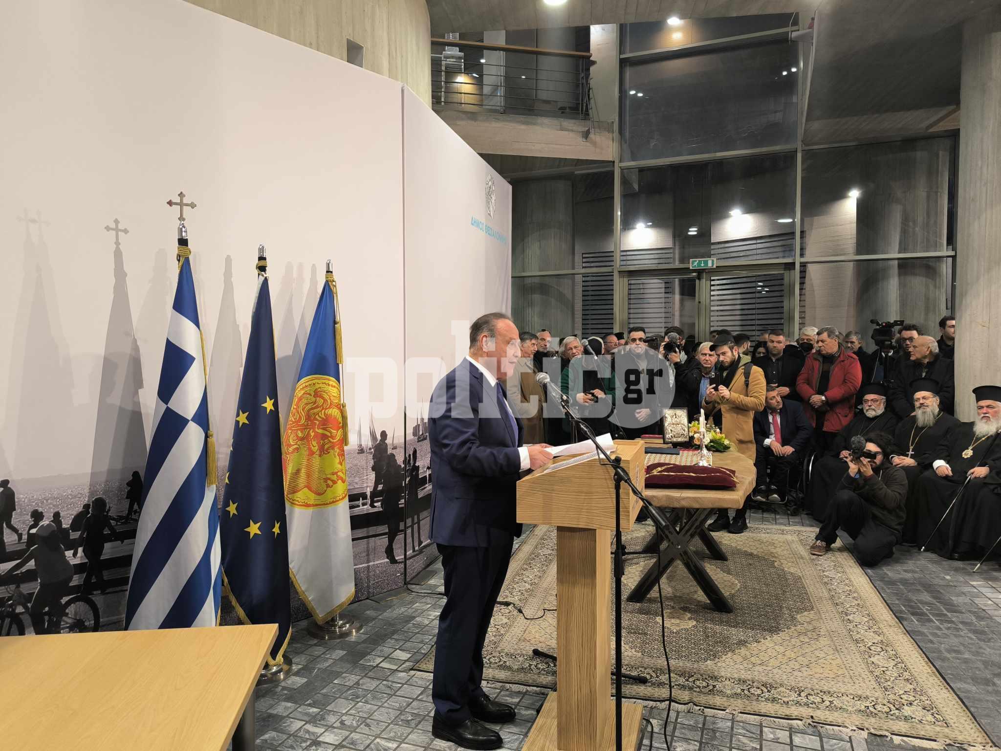 Θεσσαλονίκη: Ορκίστηκε δήμαρχος ο Στέλιος Αγγελούδης – «Οι Θεσσαλονικείς θα ακούν μόνο αλήθειες, ακόμη κι αν είναι επώδυνες» (ΒΙΝΤΕΟ & ΦΩΤΟ)