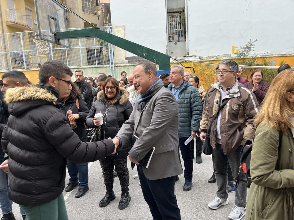 Αγγελούδης: «Αναζητούμε τη βέλτιστη δυνατή λύση για να μη συγχωνευθούν τα σχολεία»