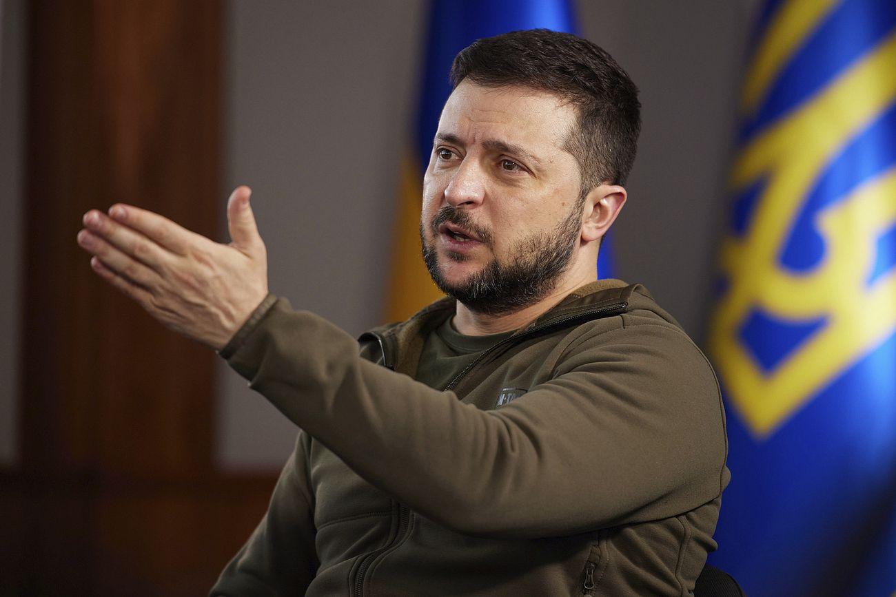 Ζελένσκι: Ο ουκρανικός στρατός ζητά νέα επιστράτευση